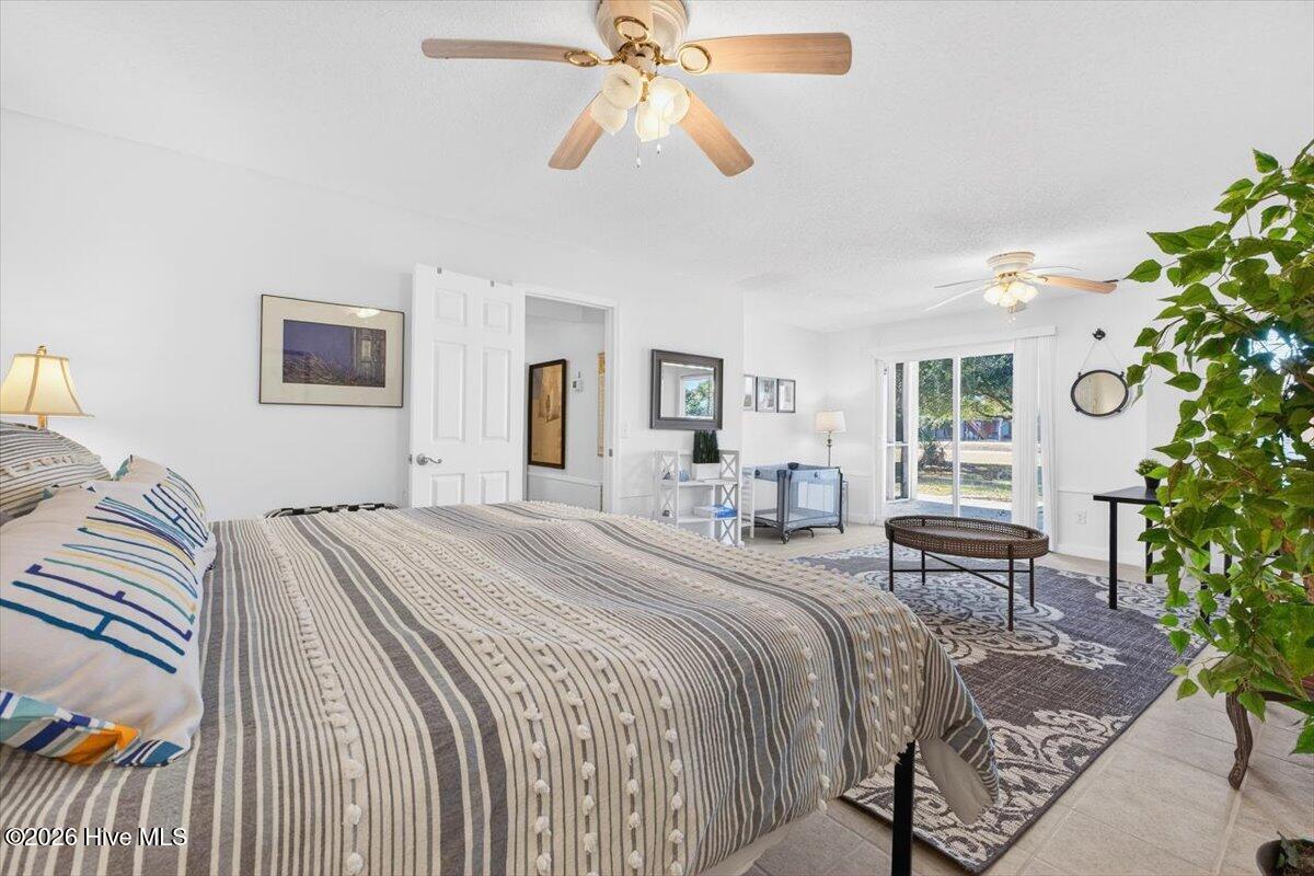 100551155 | Photo 46