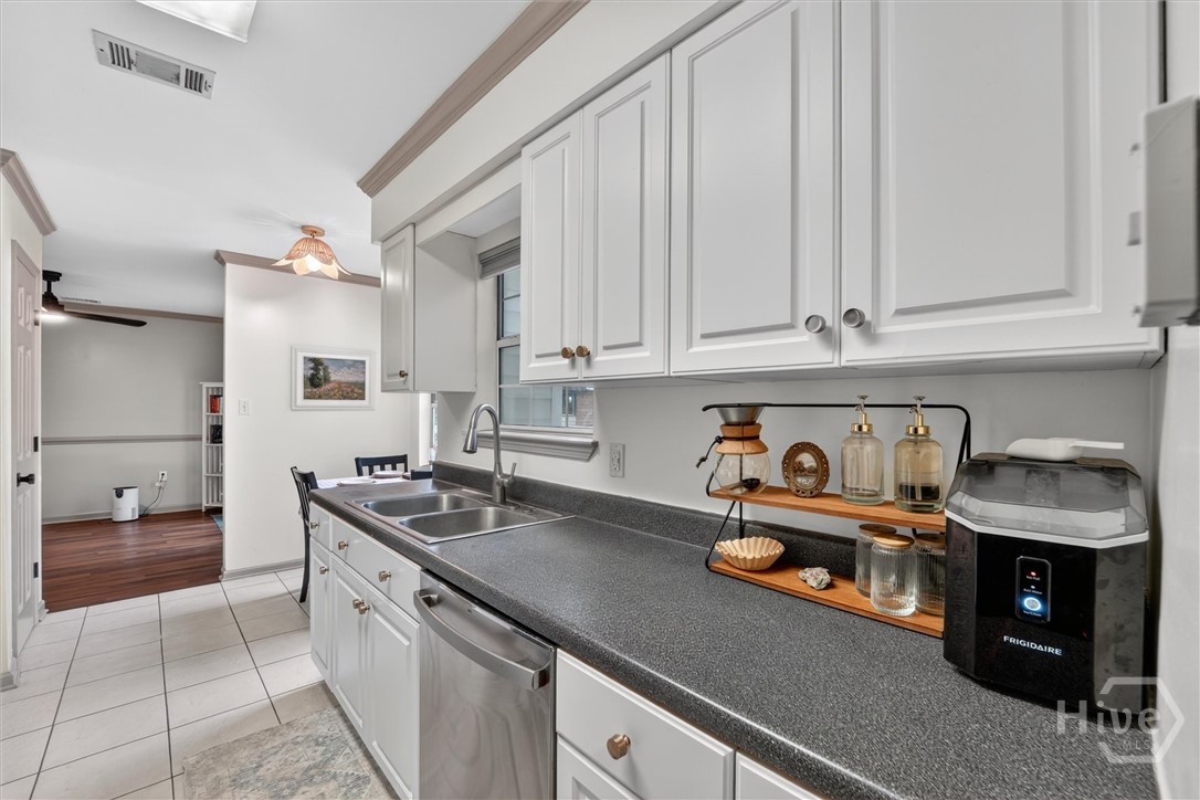4th image of 23 E Deerwood Rd, Savannah, GA 31410 | MLS# SA355075