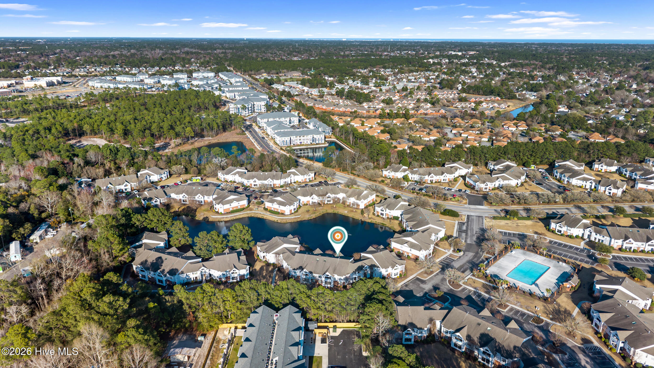 100559813 | Photo 42