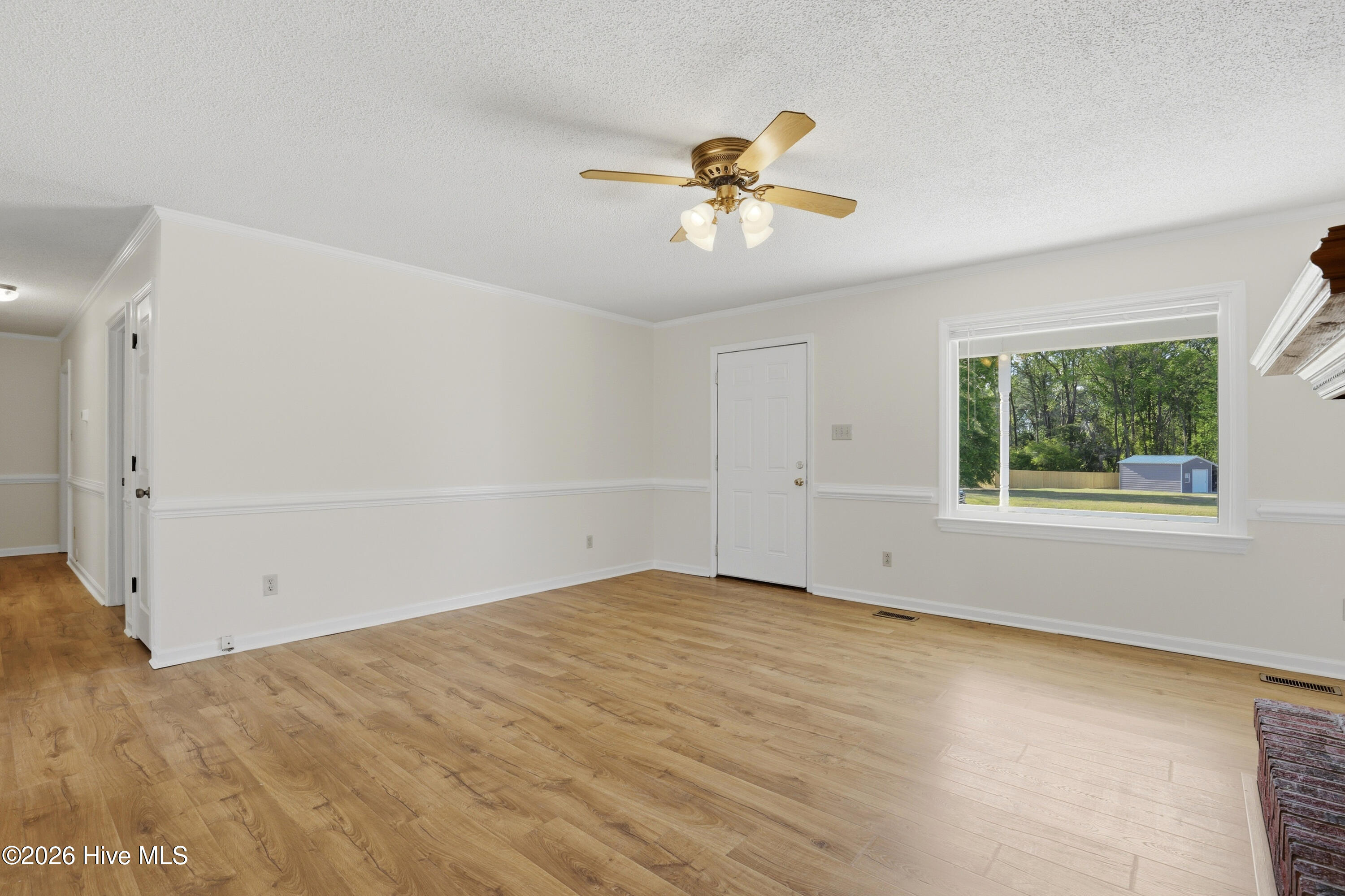 20-110 N Pointe Dr-20