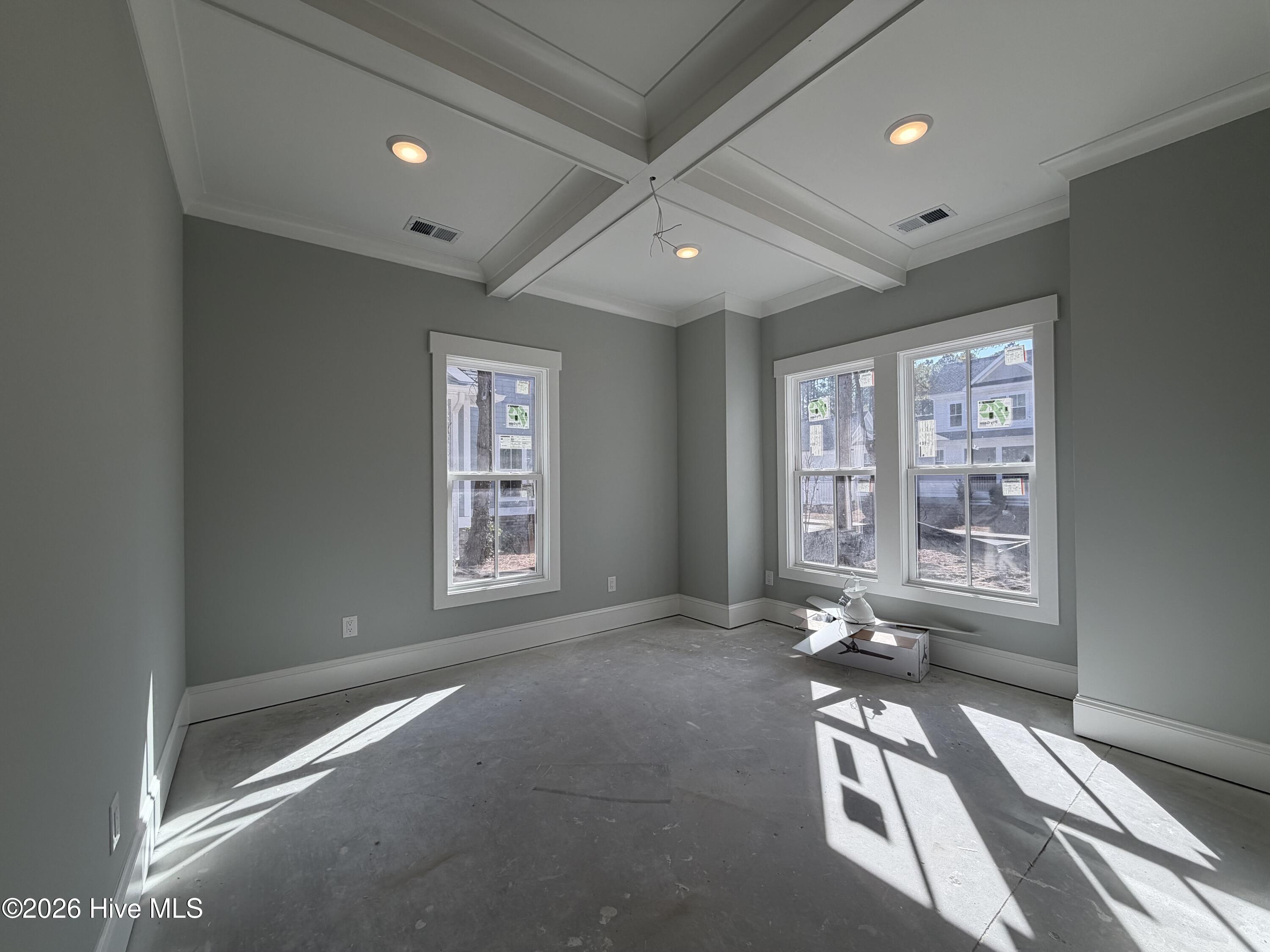 100531409 | Photo 13