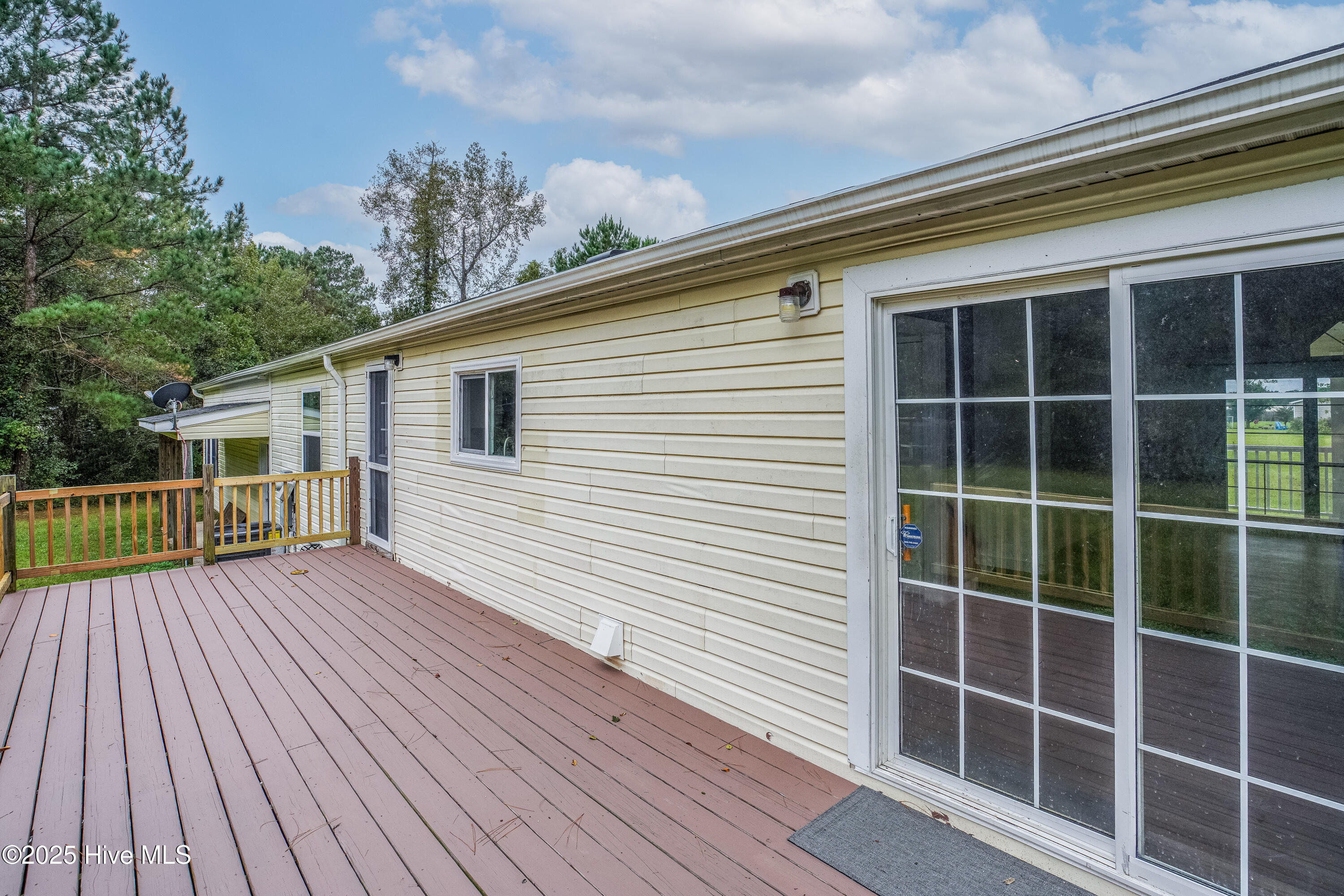 100536641 | Photo 13