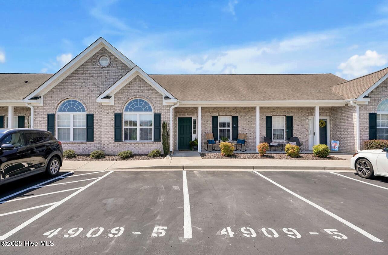 Property at 4909 Dreamweaver Court