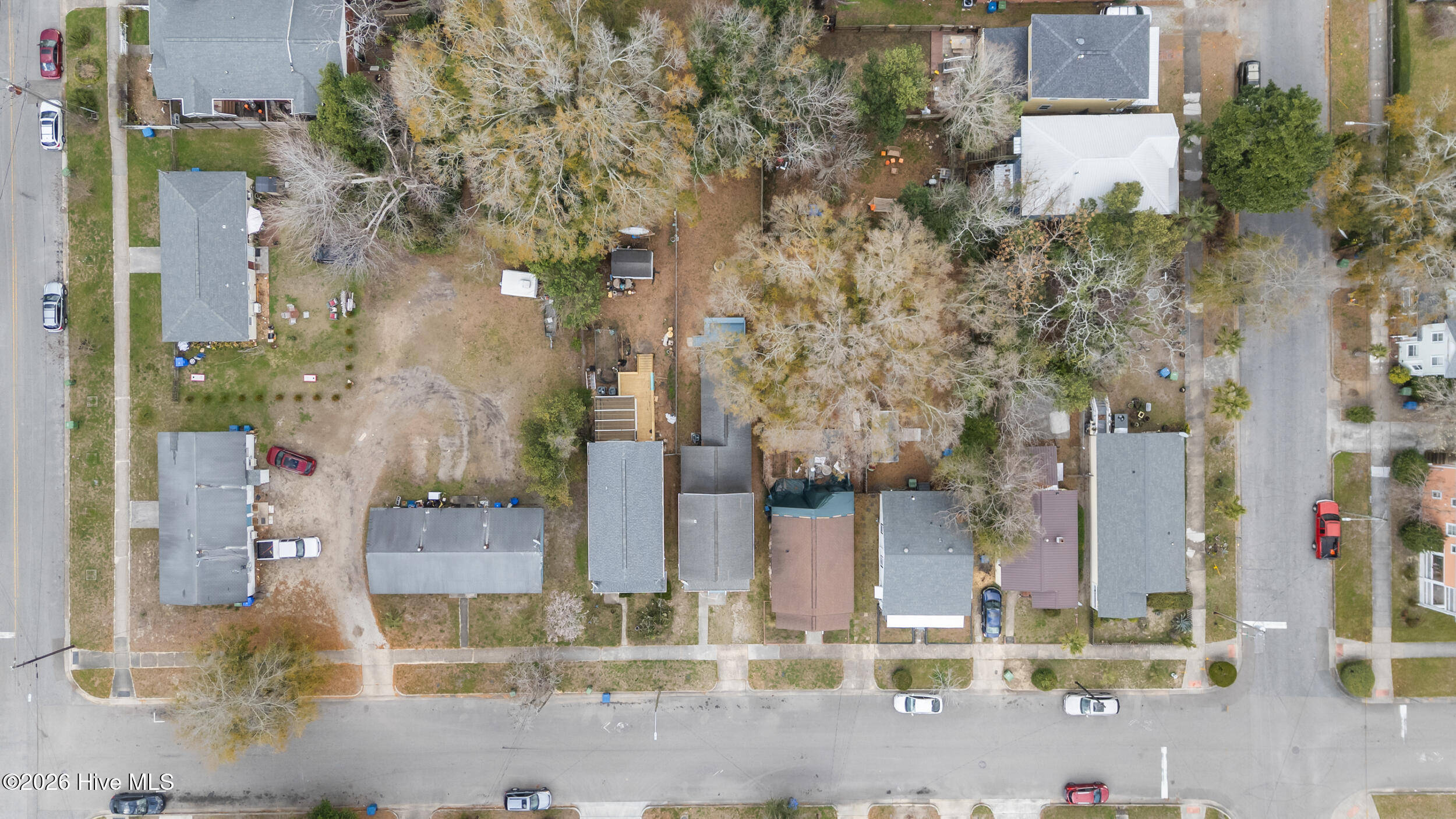 100558916 | Photo 40