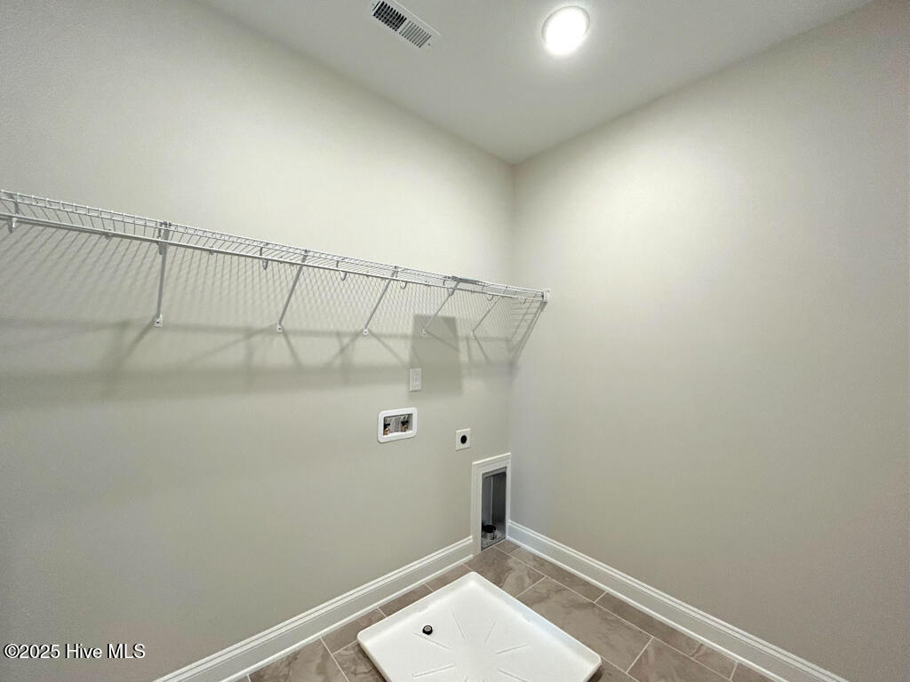 100535078 | Photo 49