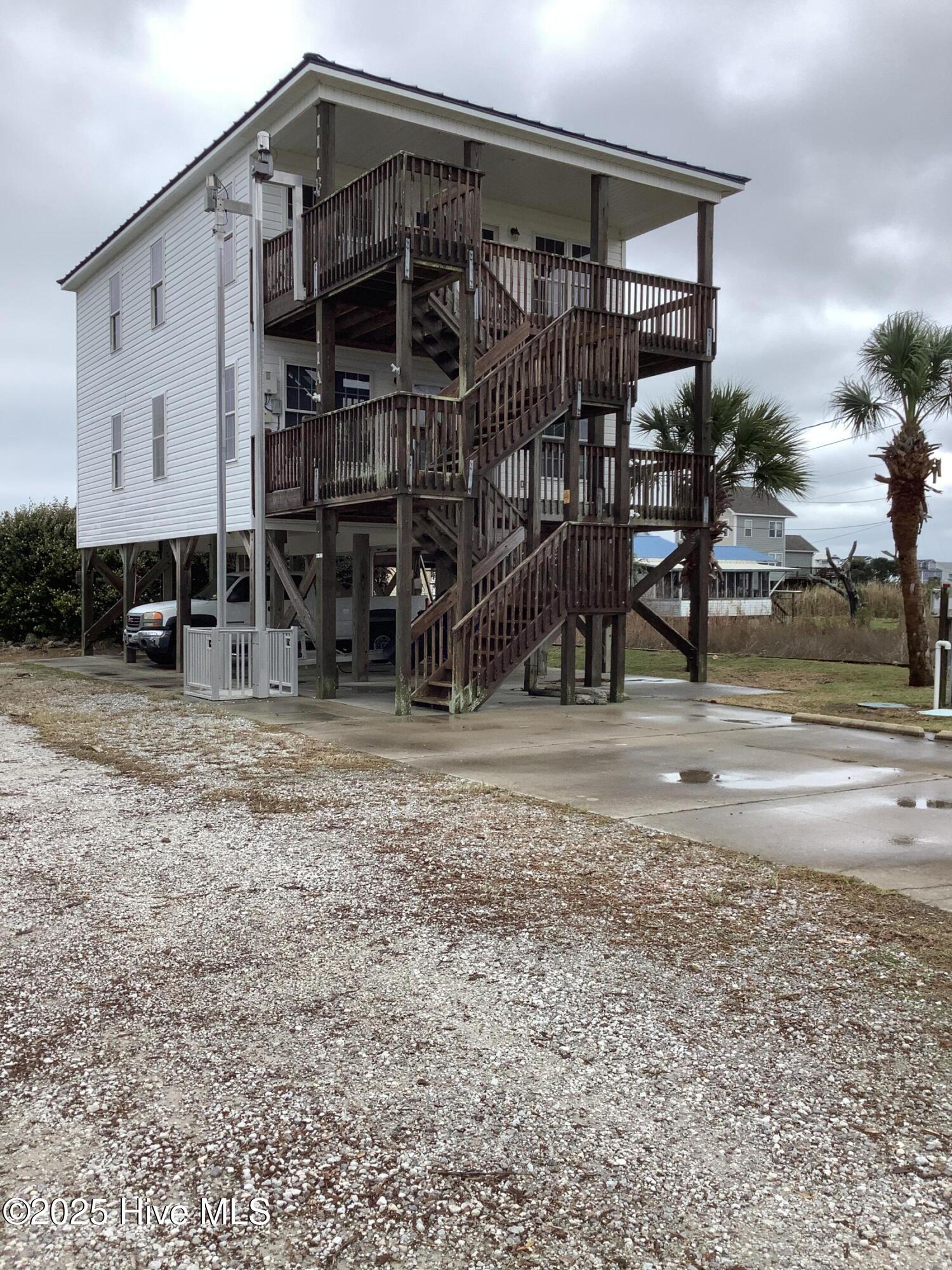 100530094 | Photo 63