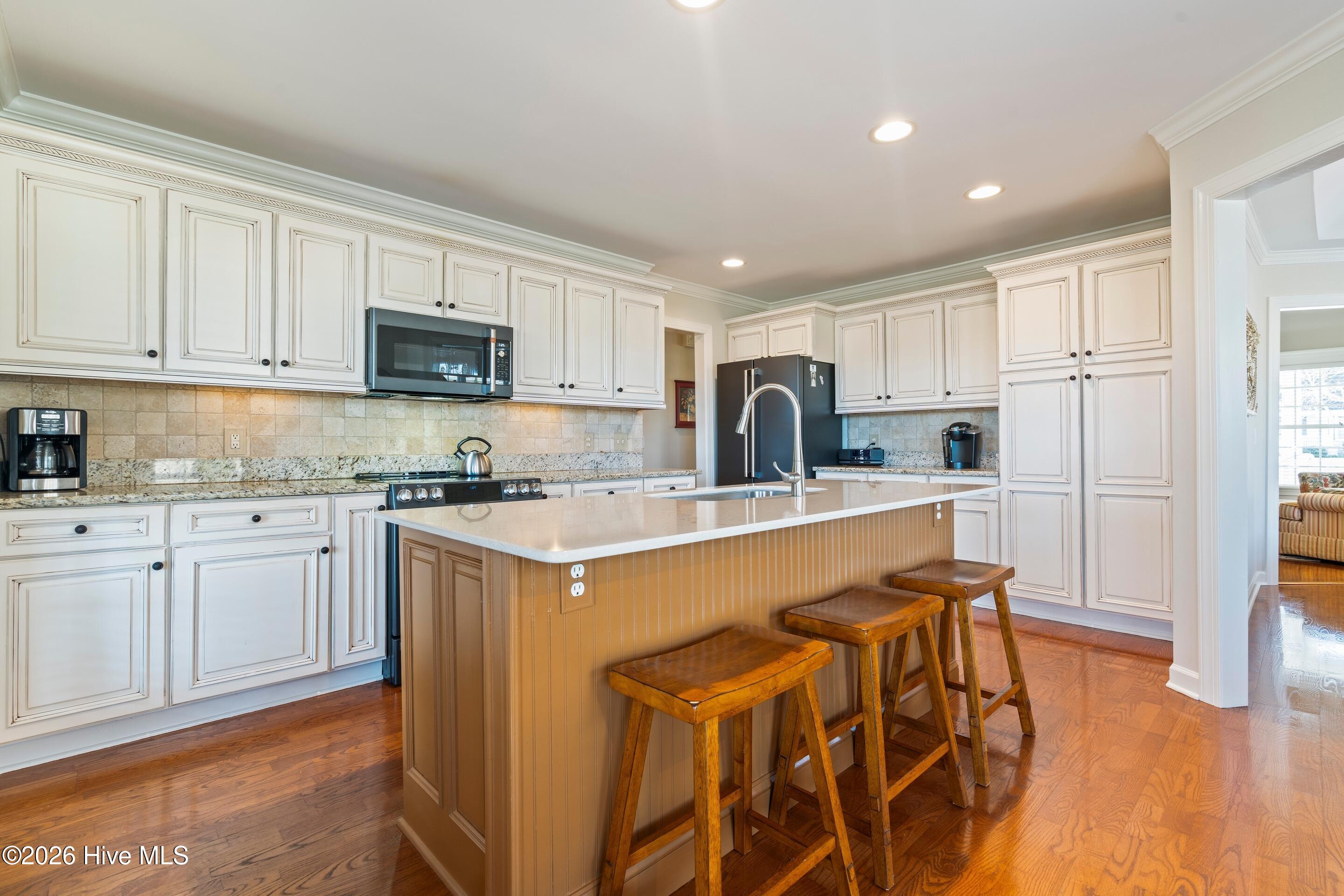 100549552 | Photo 31