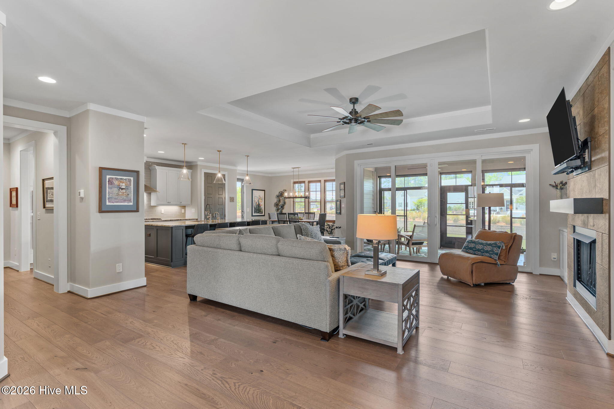 100568517 | Photo 10