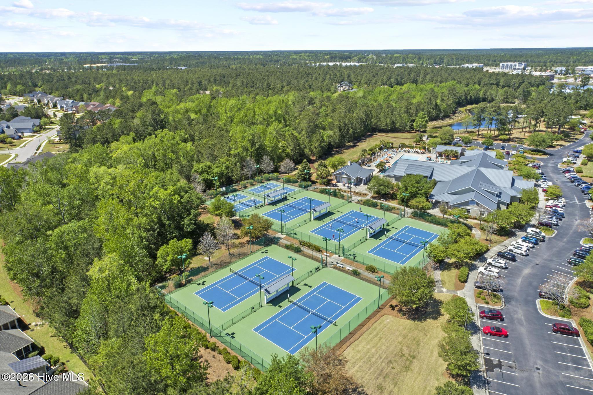 100561204 | Photo 71