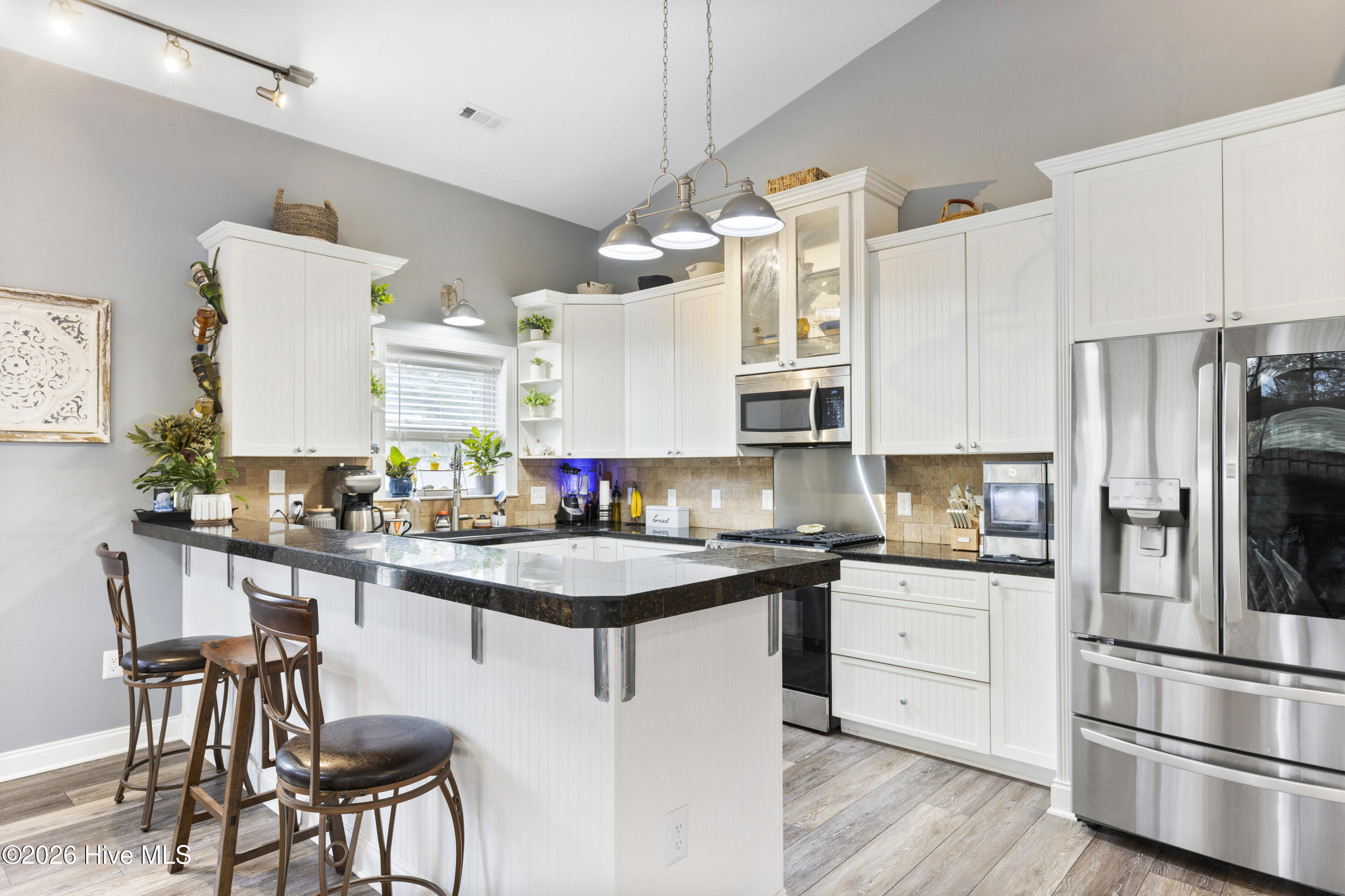 100551822 | Photo 15