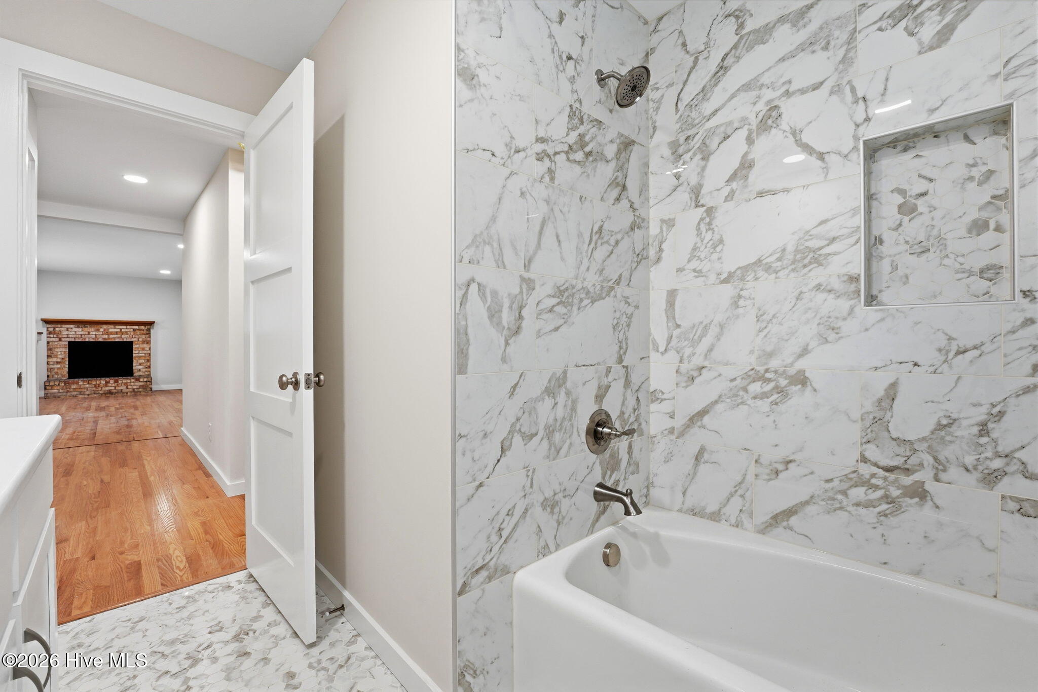 601 Bethesda Avenue