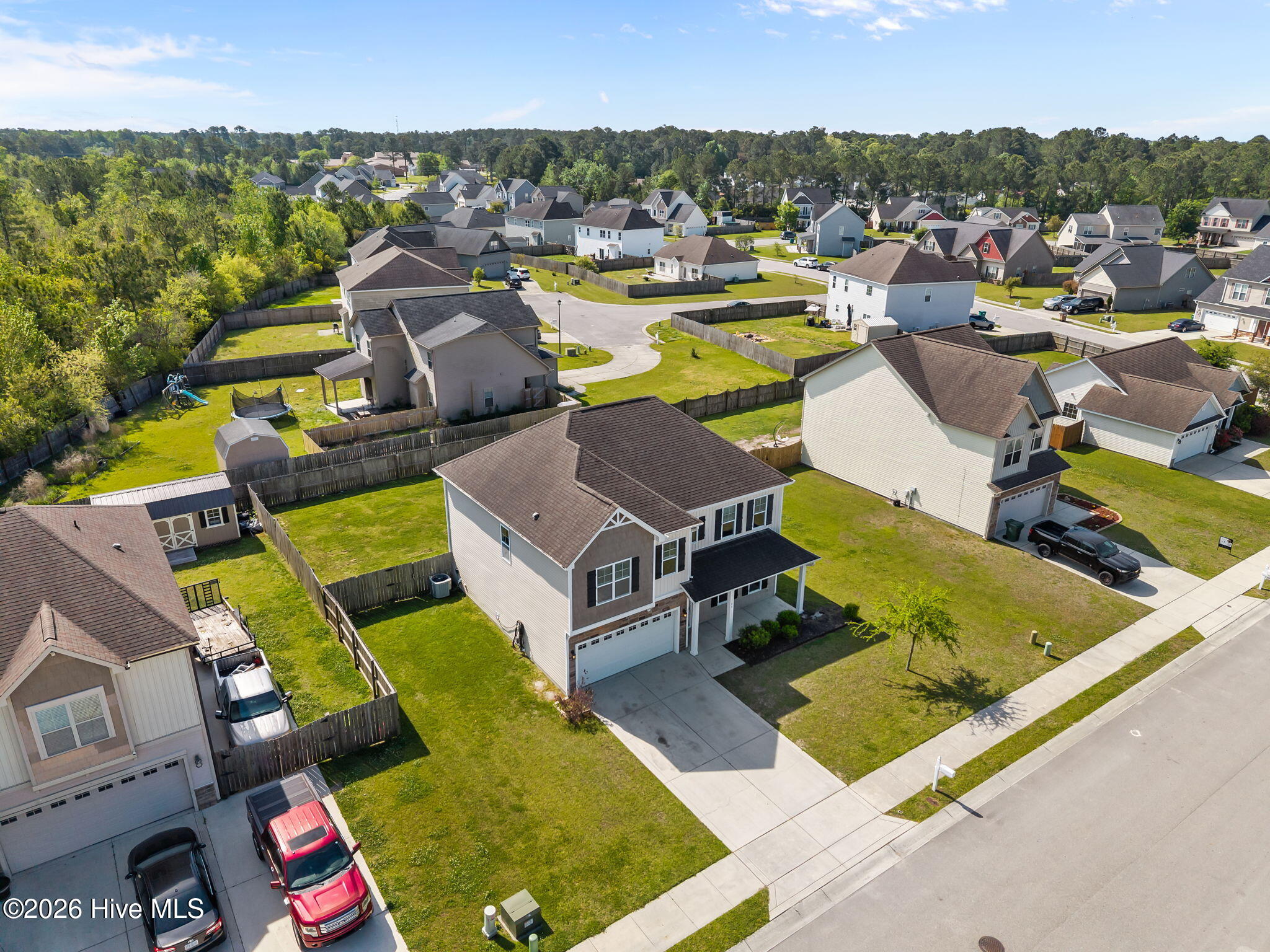 100568033 | Photo 30