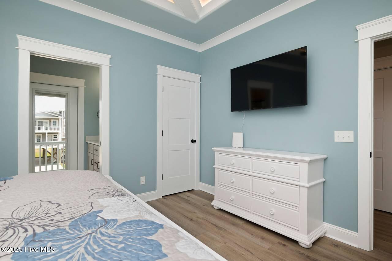 100527522 | Photo 74