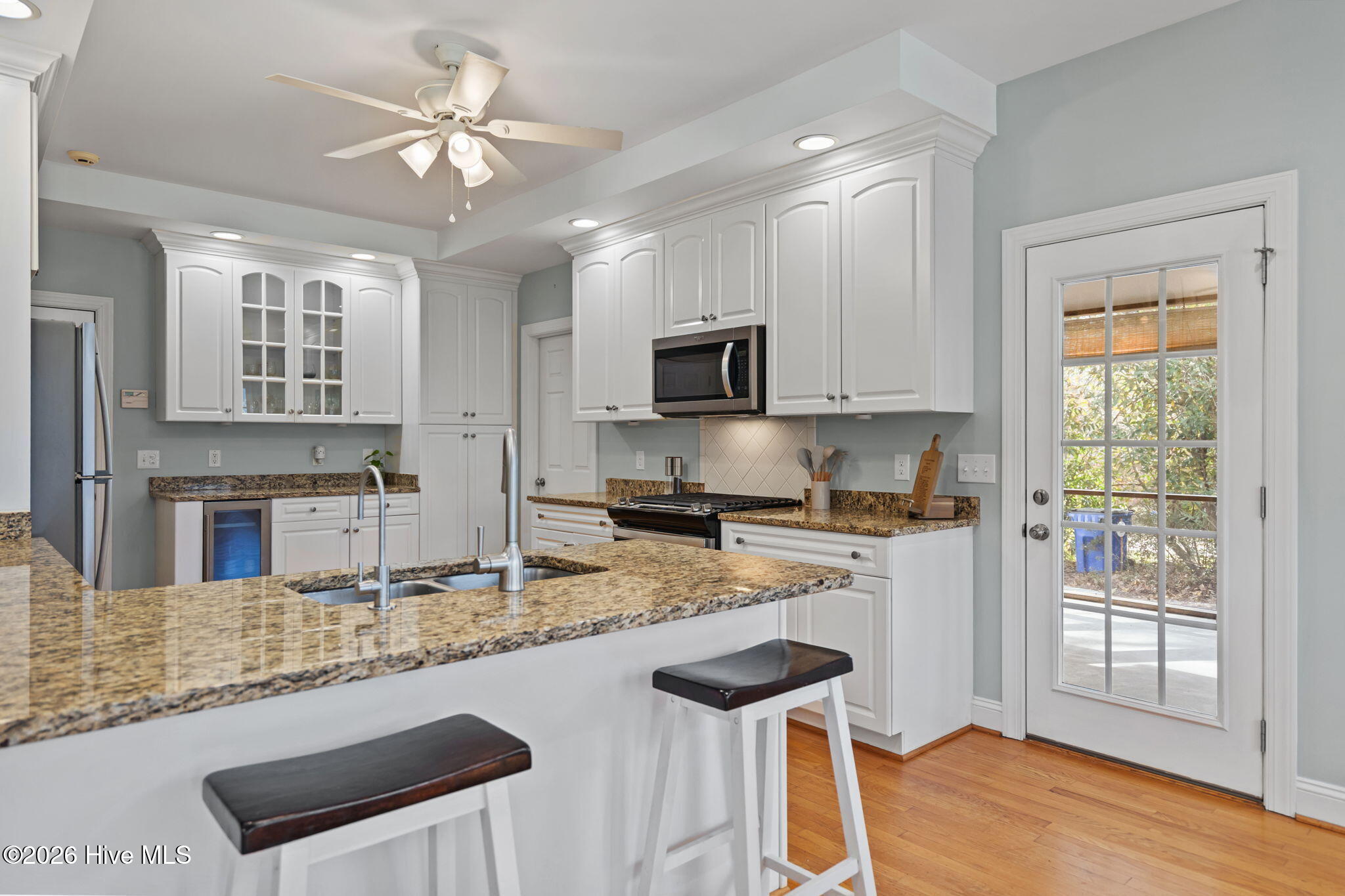 100562607 | Photo 26