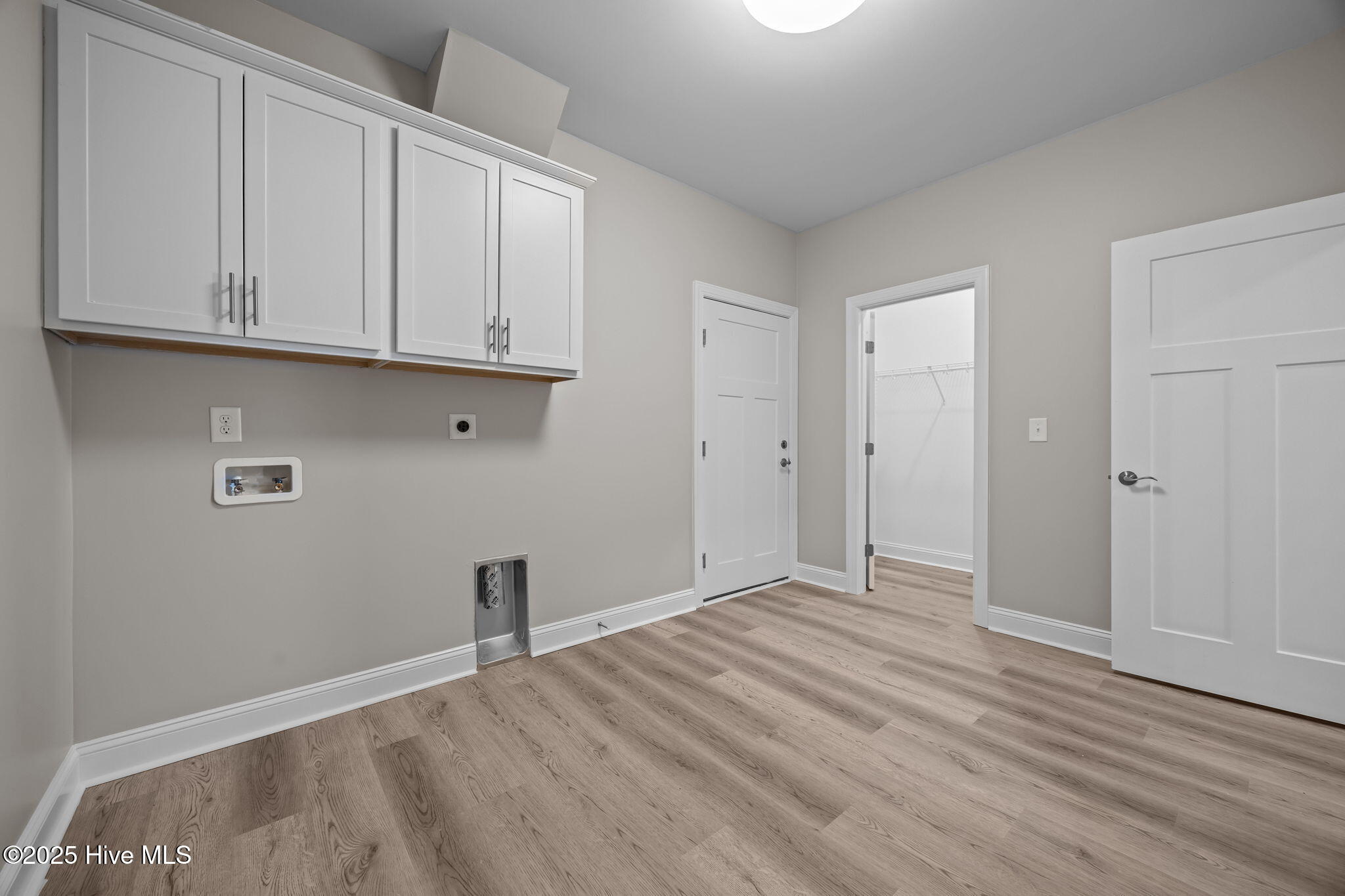 100545804 | Photo 24