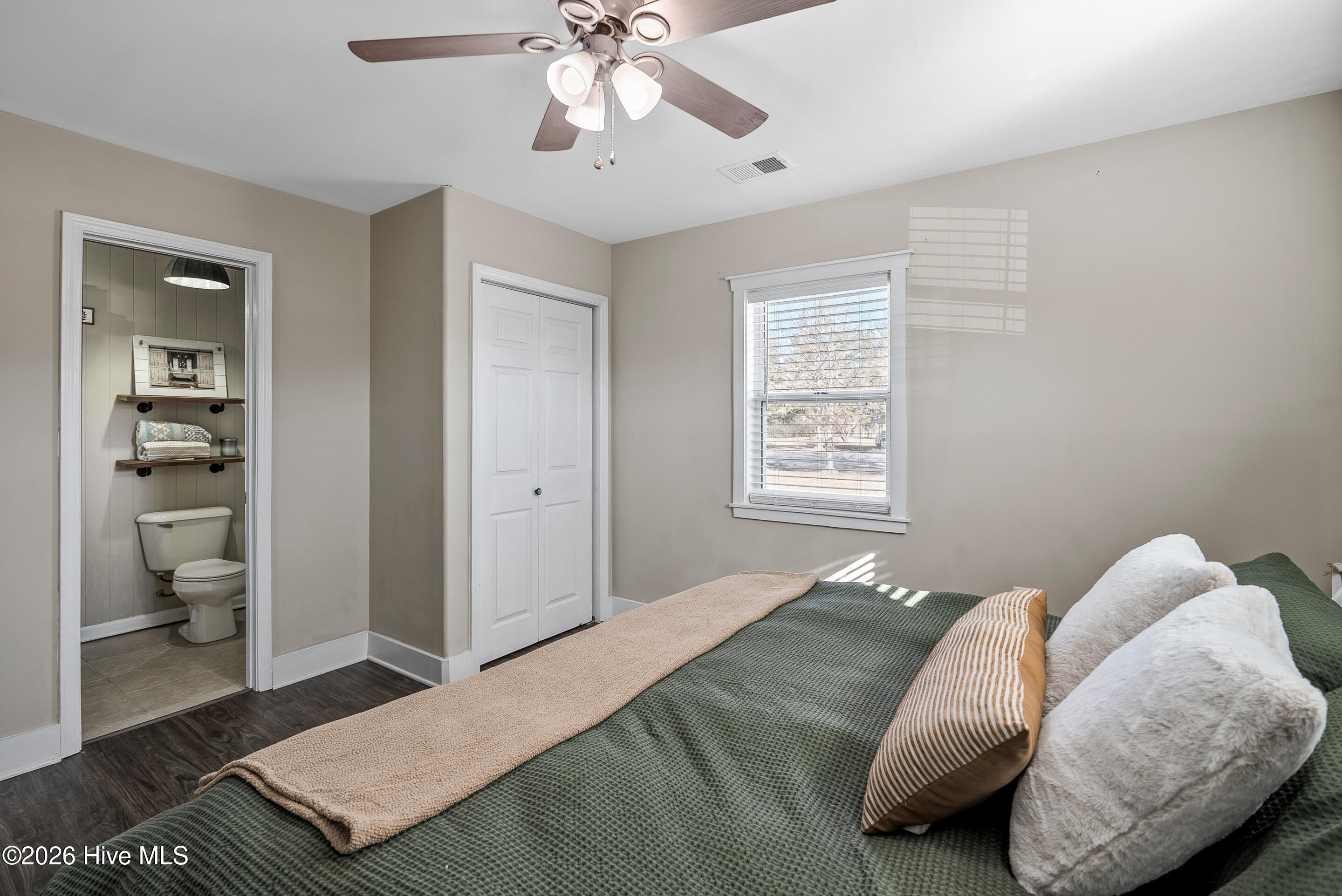 100555507 | Photo 27