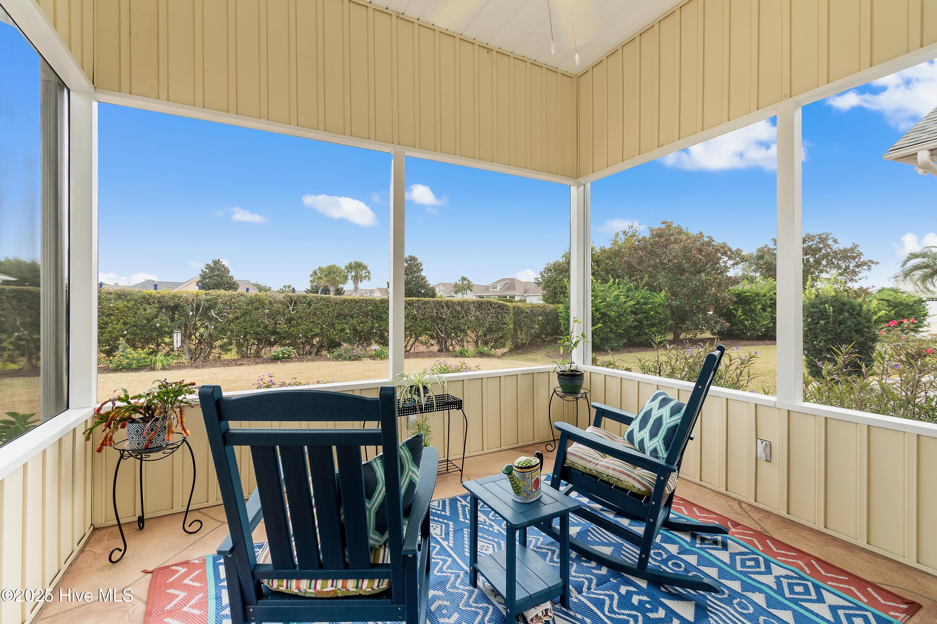 100538736 | Photo 15