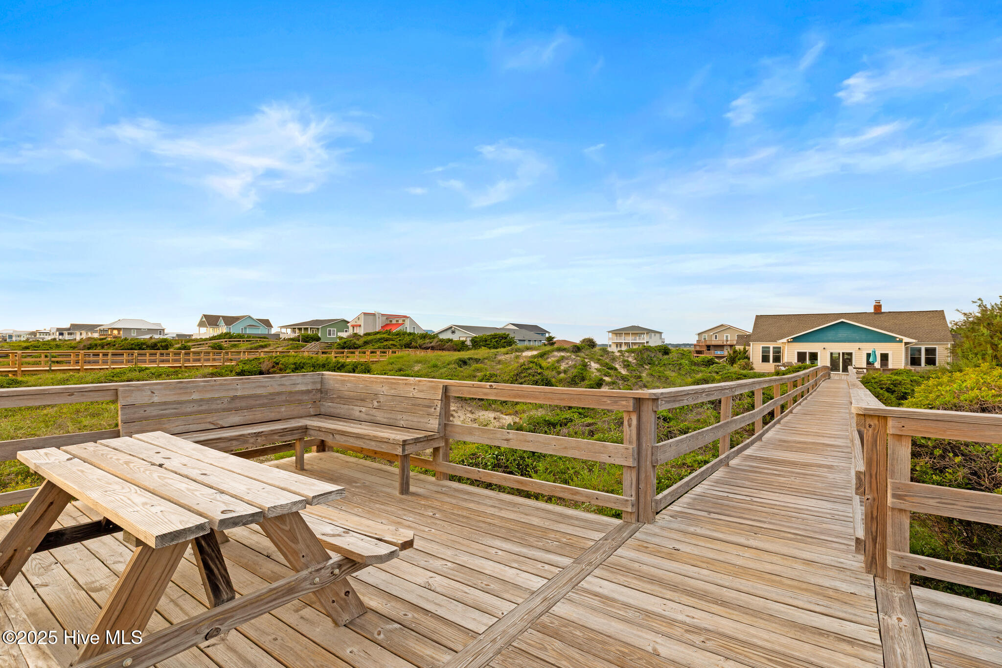 100531510 | Photo 35