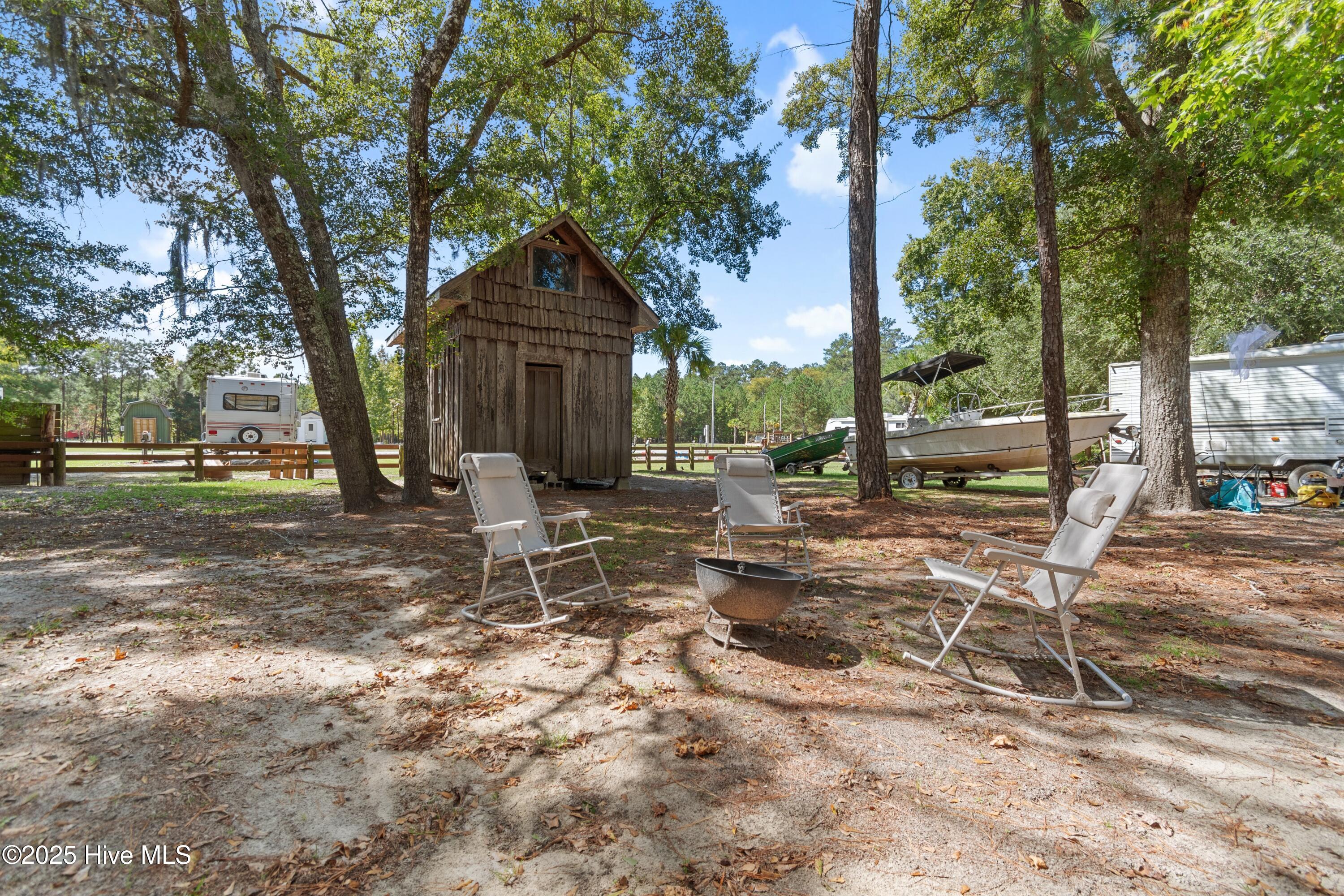 100534422 | Photo 18