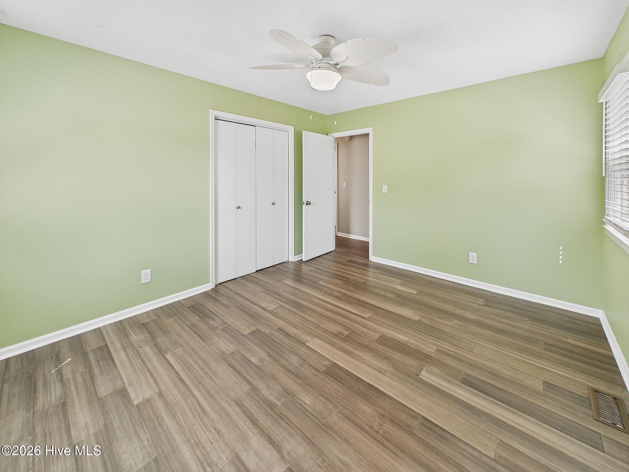 100569518 | Photo 34