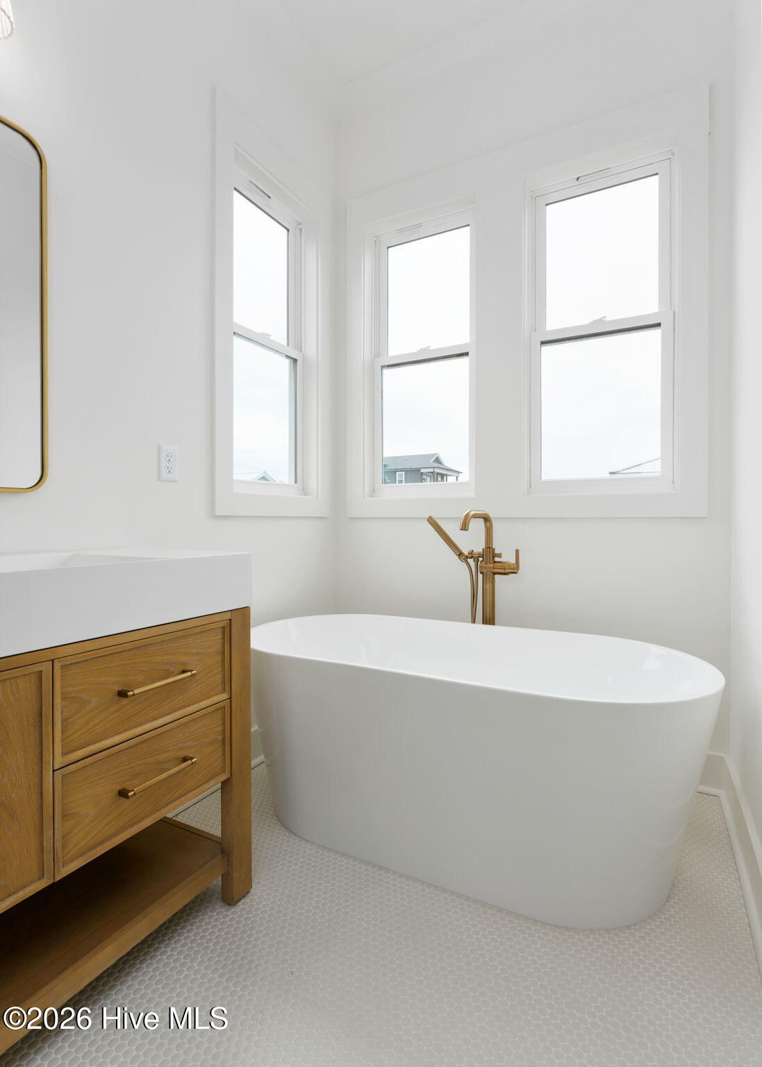 100 Peregrine Court, Surf City, NC 28445 – photo 20: bathroom-02c