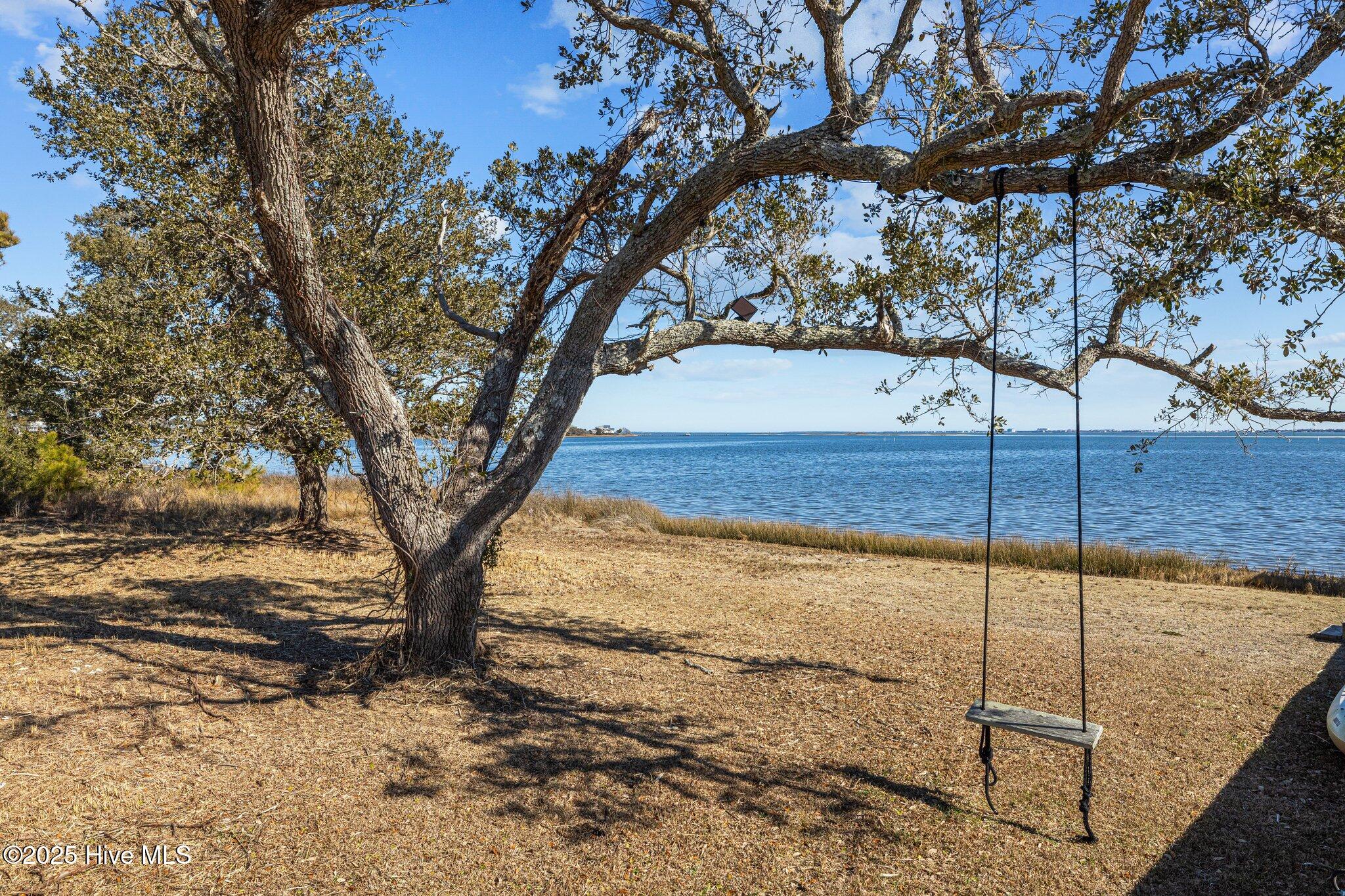 739 Cannonsgate Drive, Newport, NC, 28570