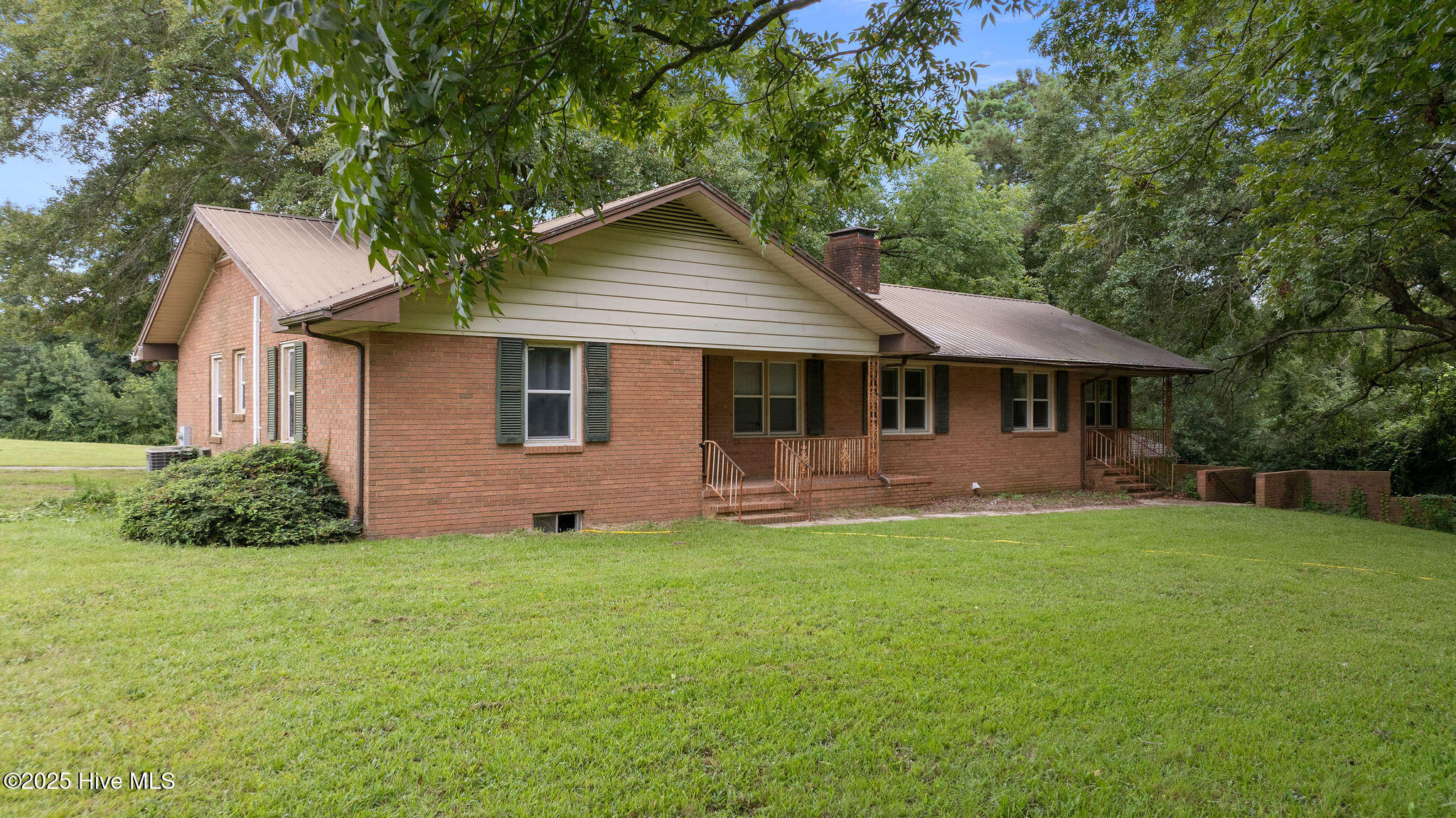 Homes for sale in Dudley, NC | 3901 S Us 117 Alt Hwy, Dudley, NC 28333 | MLS# 100525422