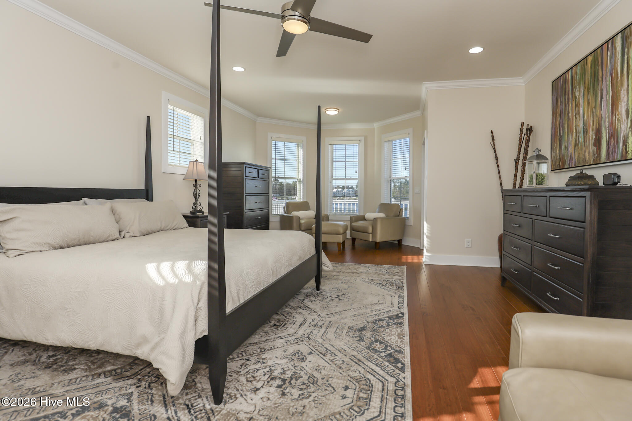 100564297 | Photo 19