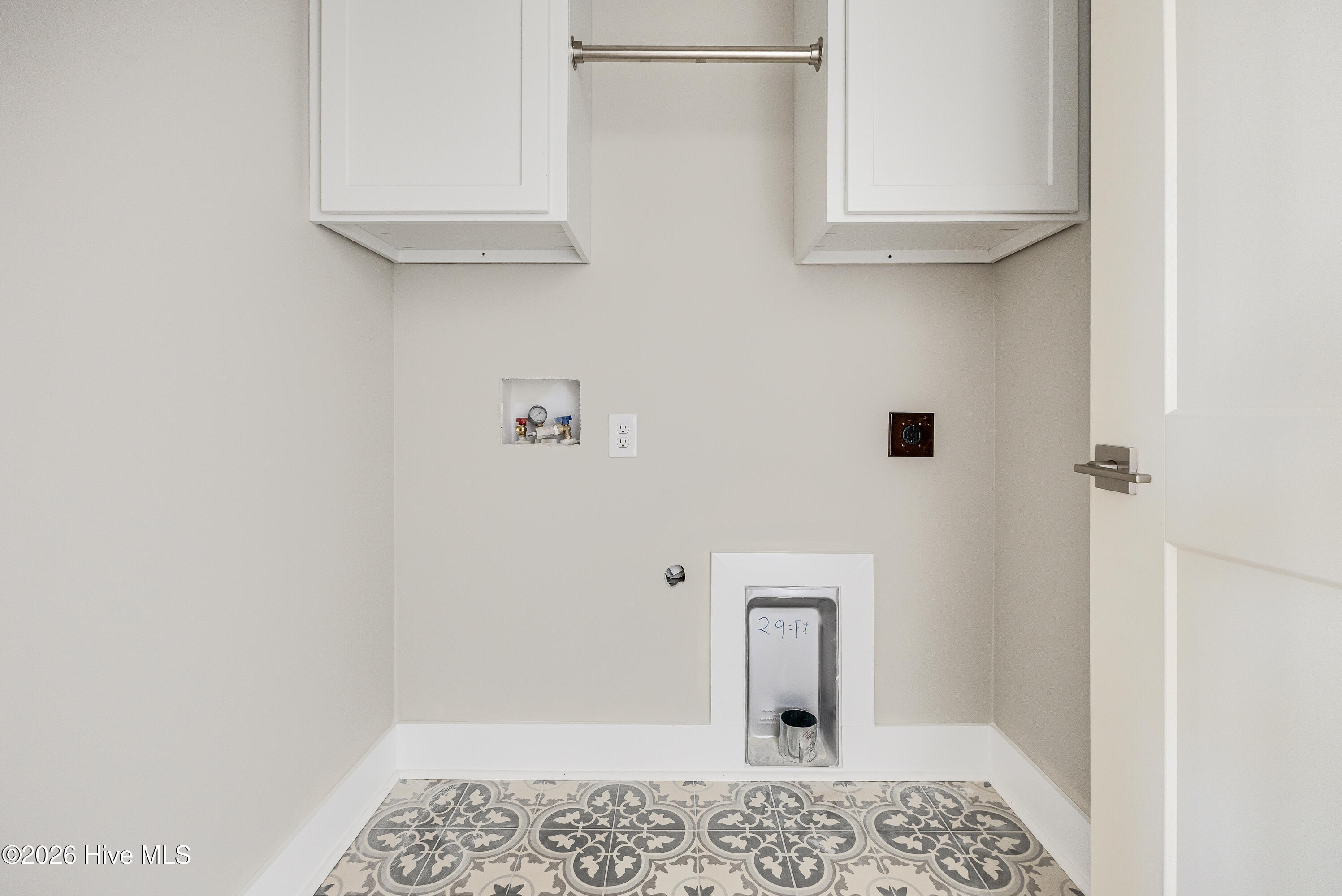 100564394 | Photo 14