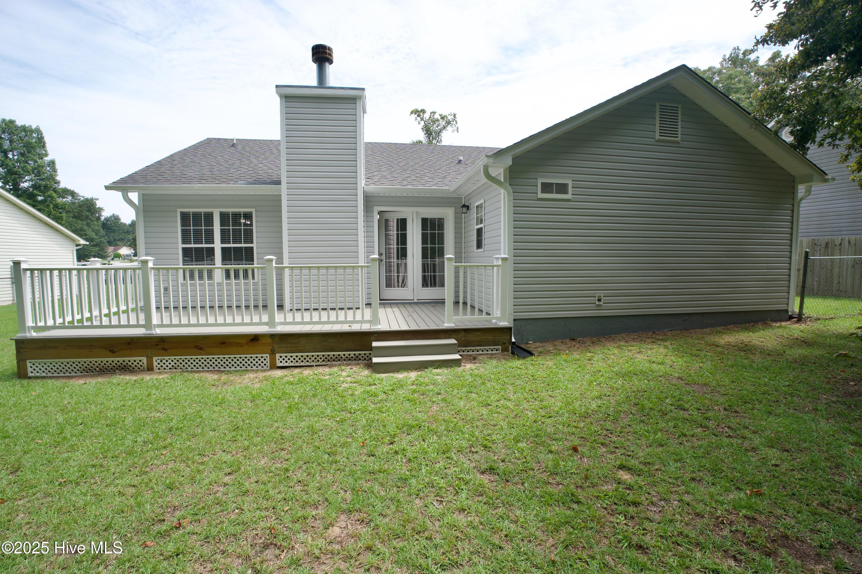 100527332 | Photo 36