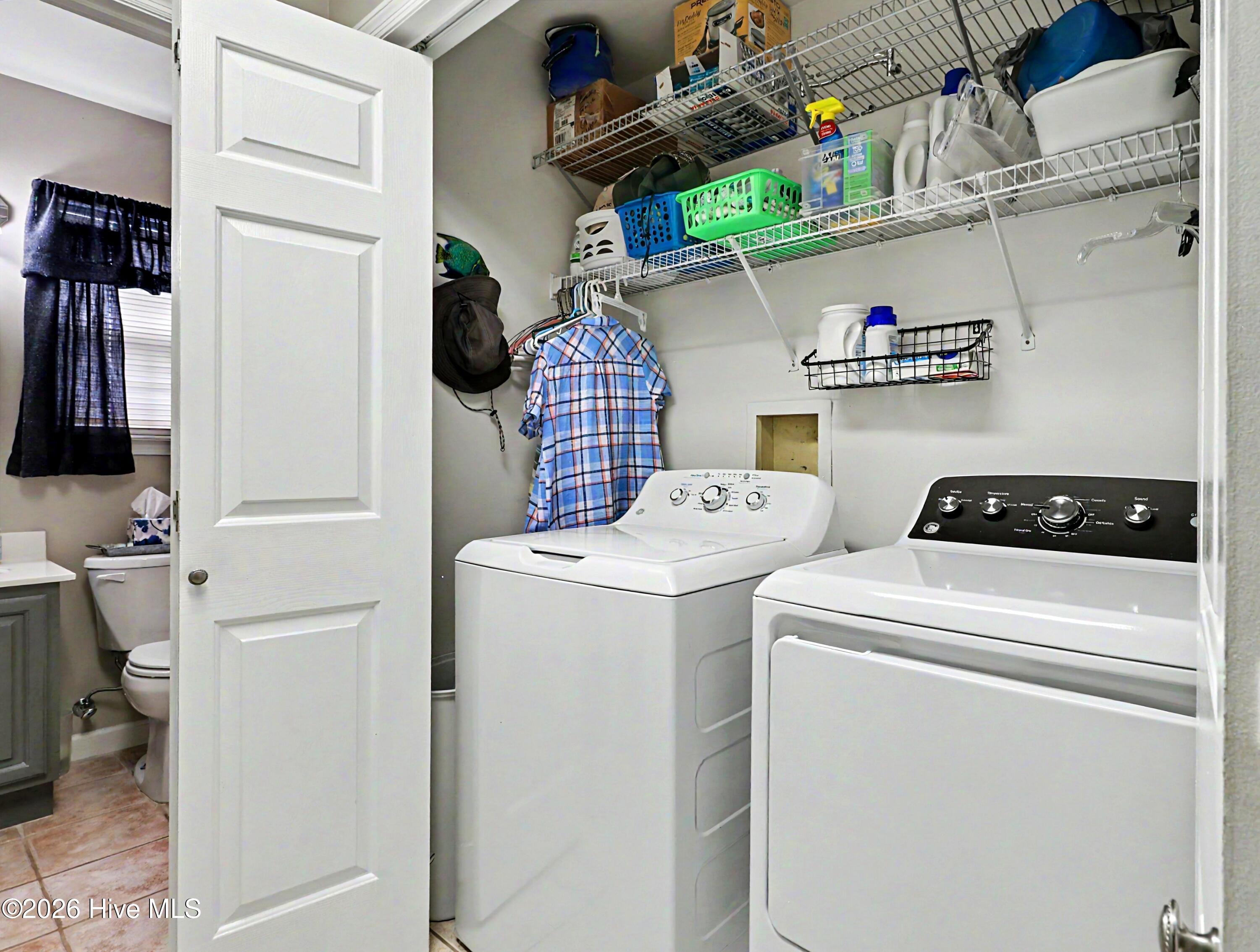 100577830 | Photo 30