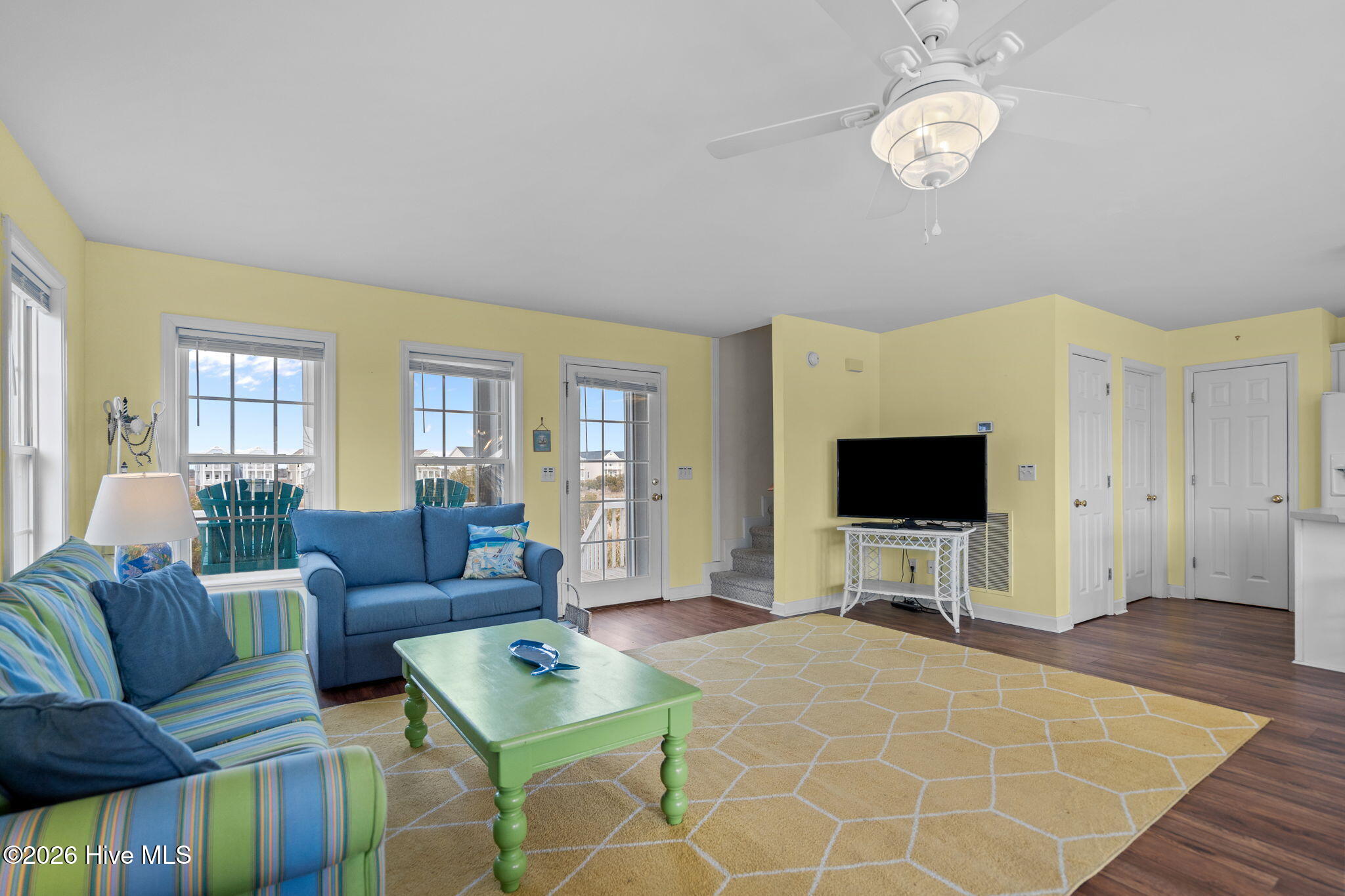 100554956 | Photo 10