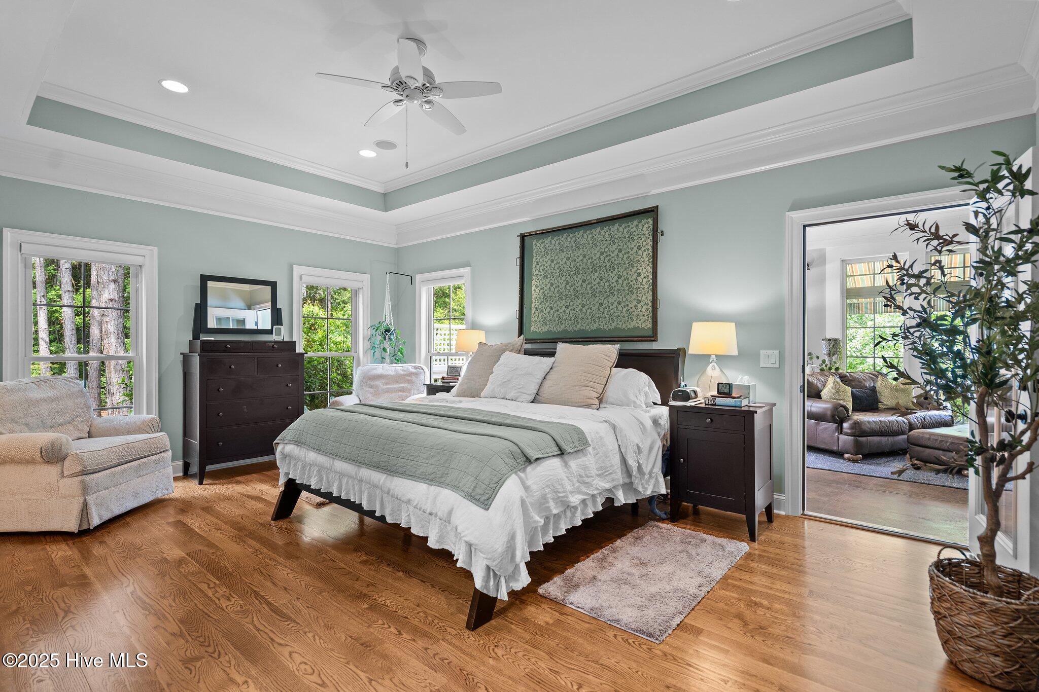 100565962 | Photo 28