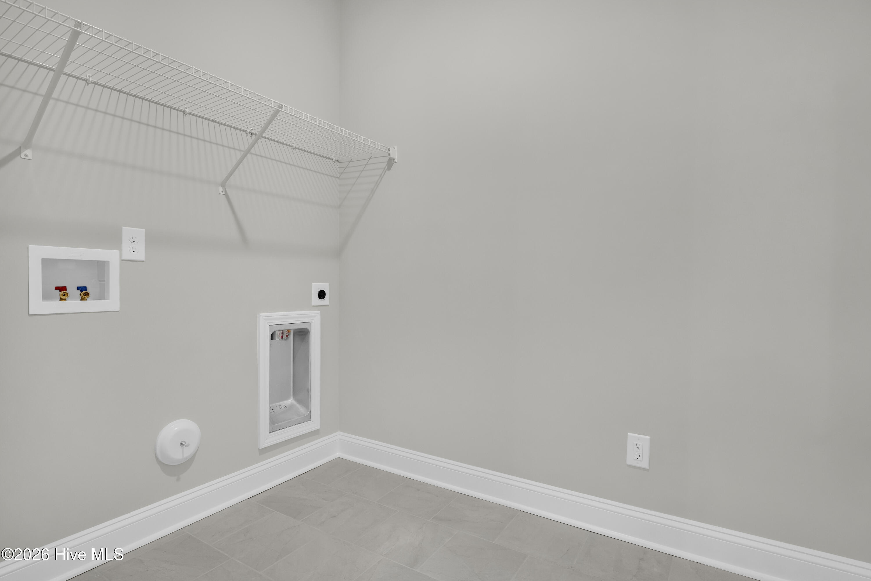 100552791 | Photo 40