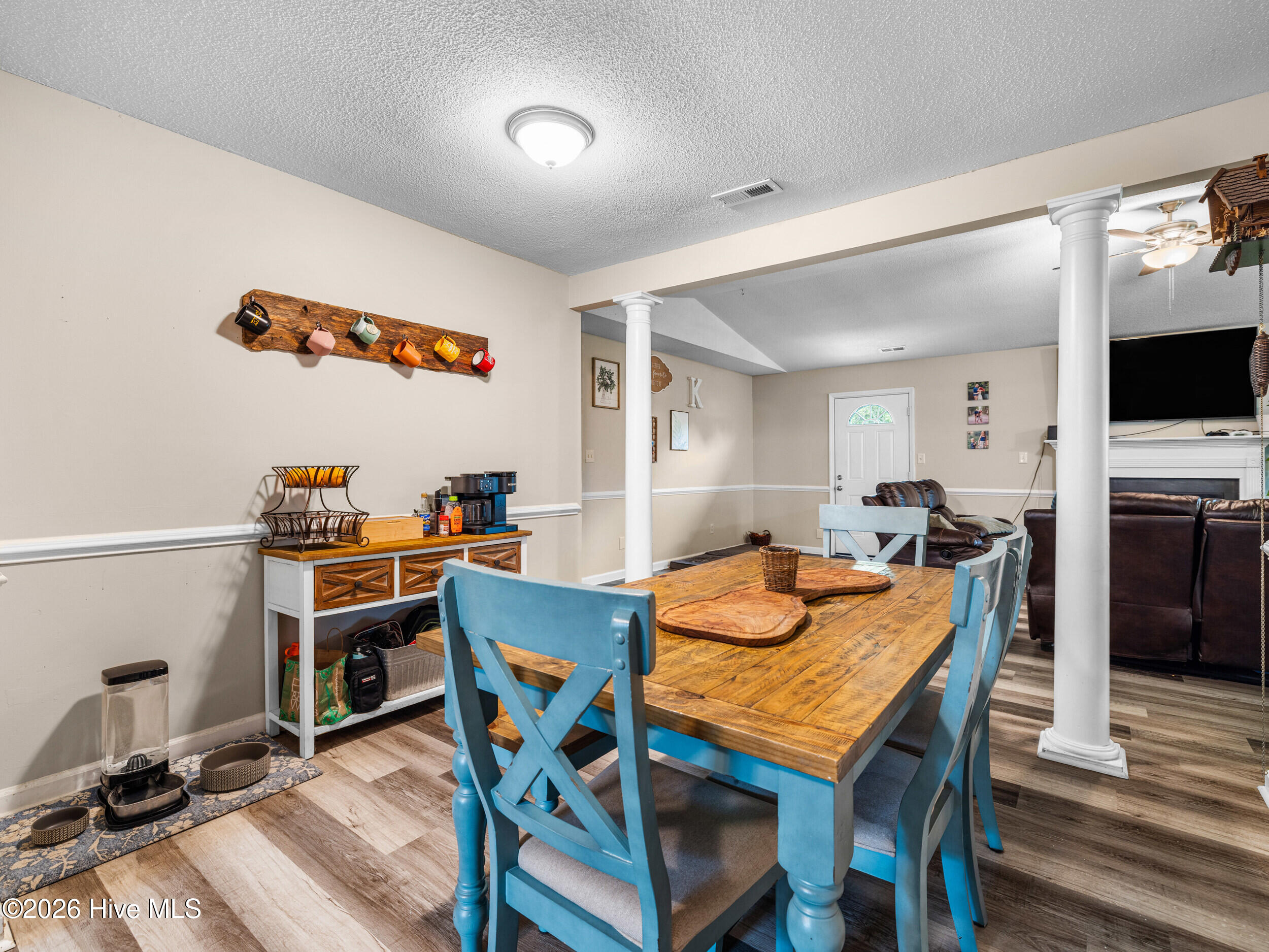 100567636 | Photo 16