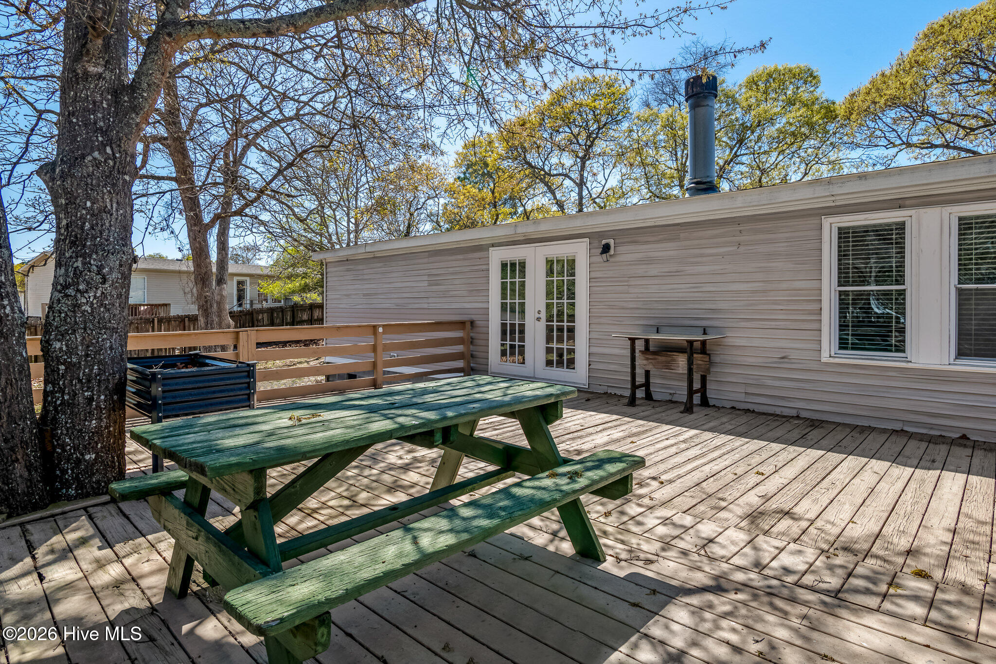 100564681 | Photo 29