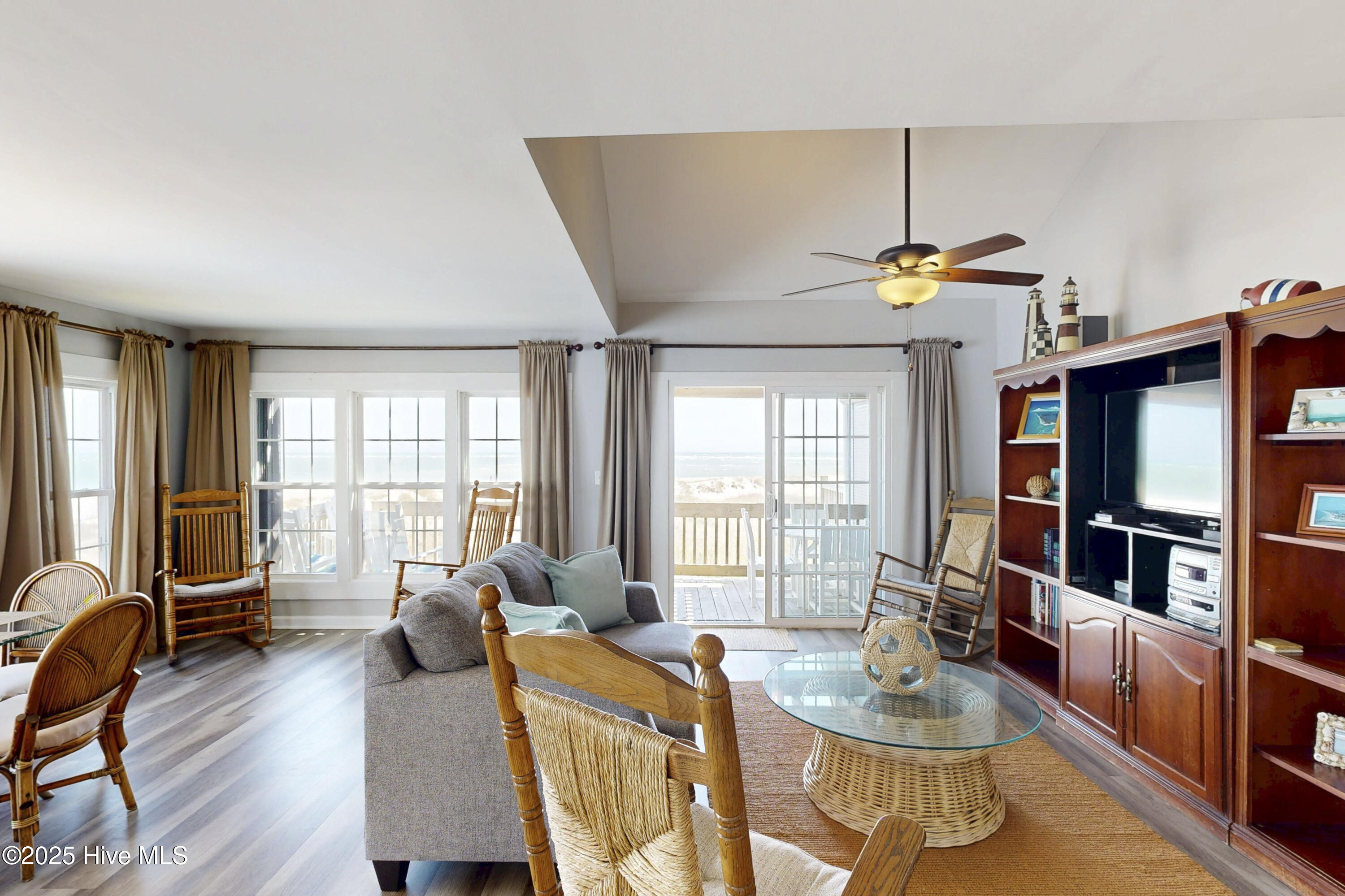 3938 River Road, North Topsail Beach, NC 28460 – photo 5: 3938 River Road - Interior - Edited_26