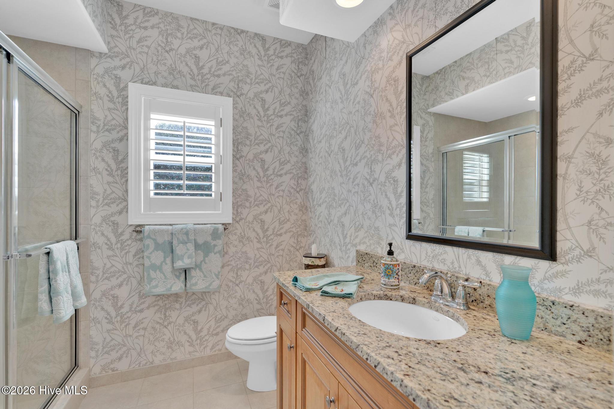 100559631 | Photo 33