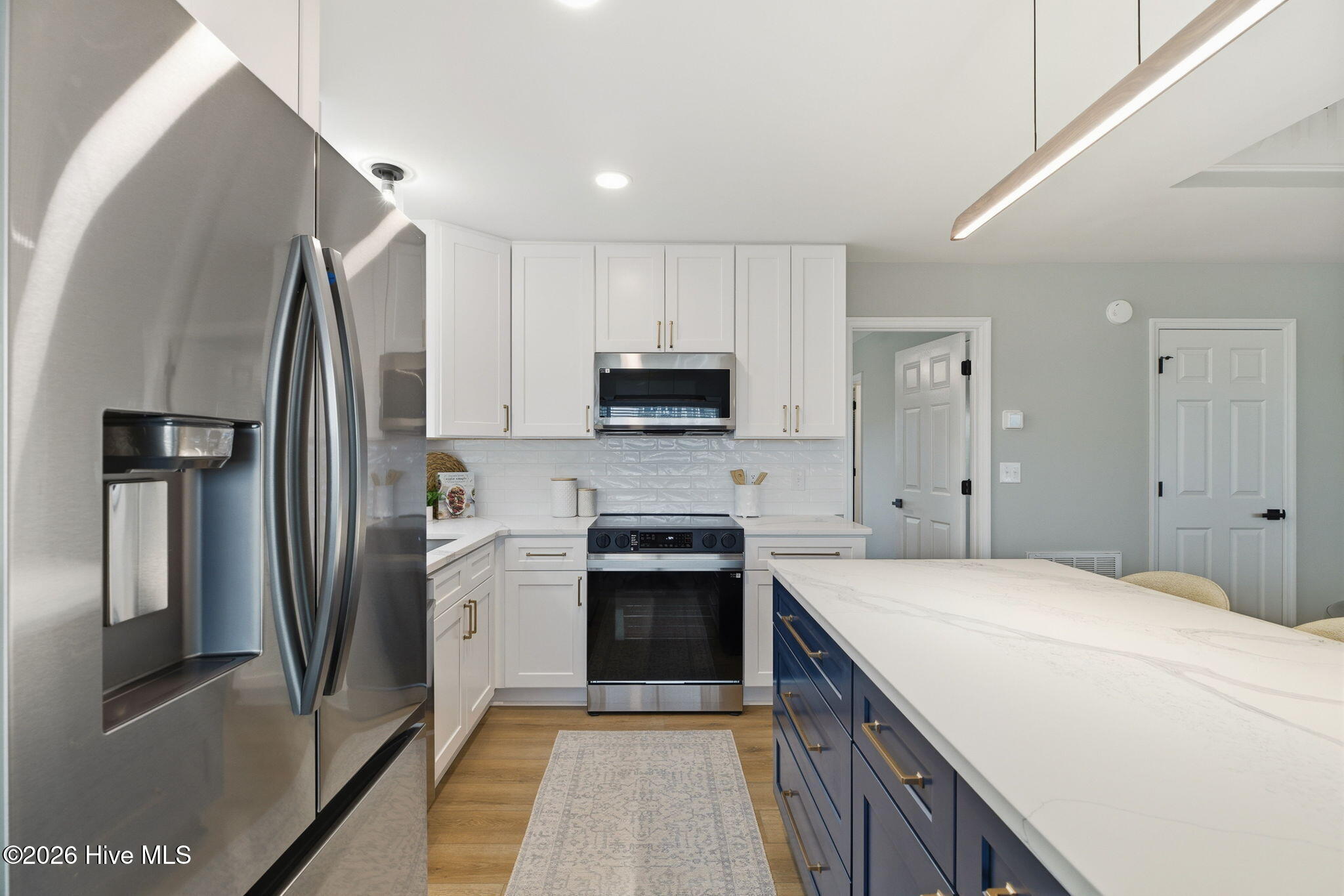 100557260 | Photo 17