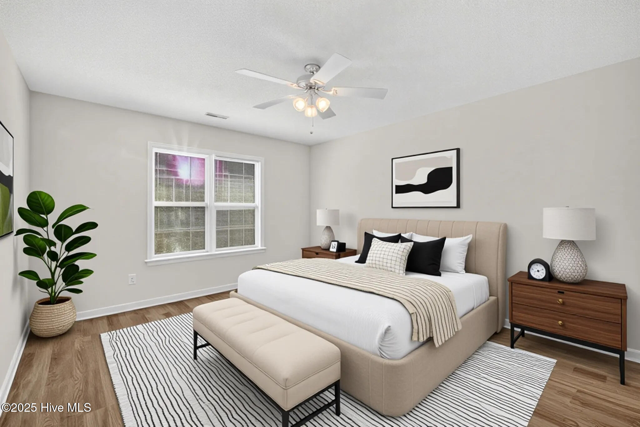 100537353 | Photo 20