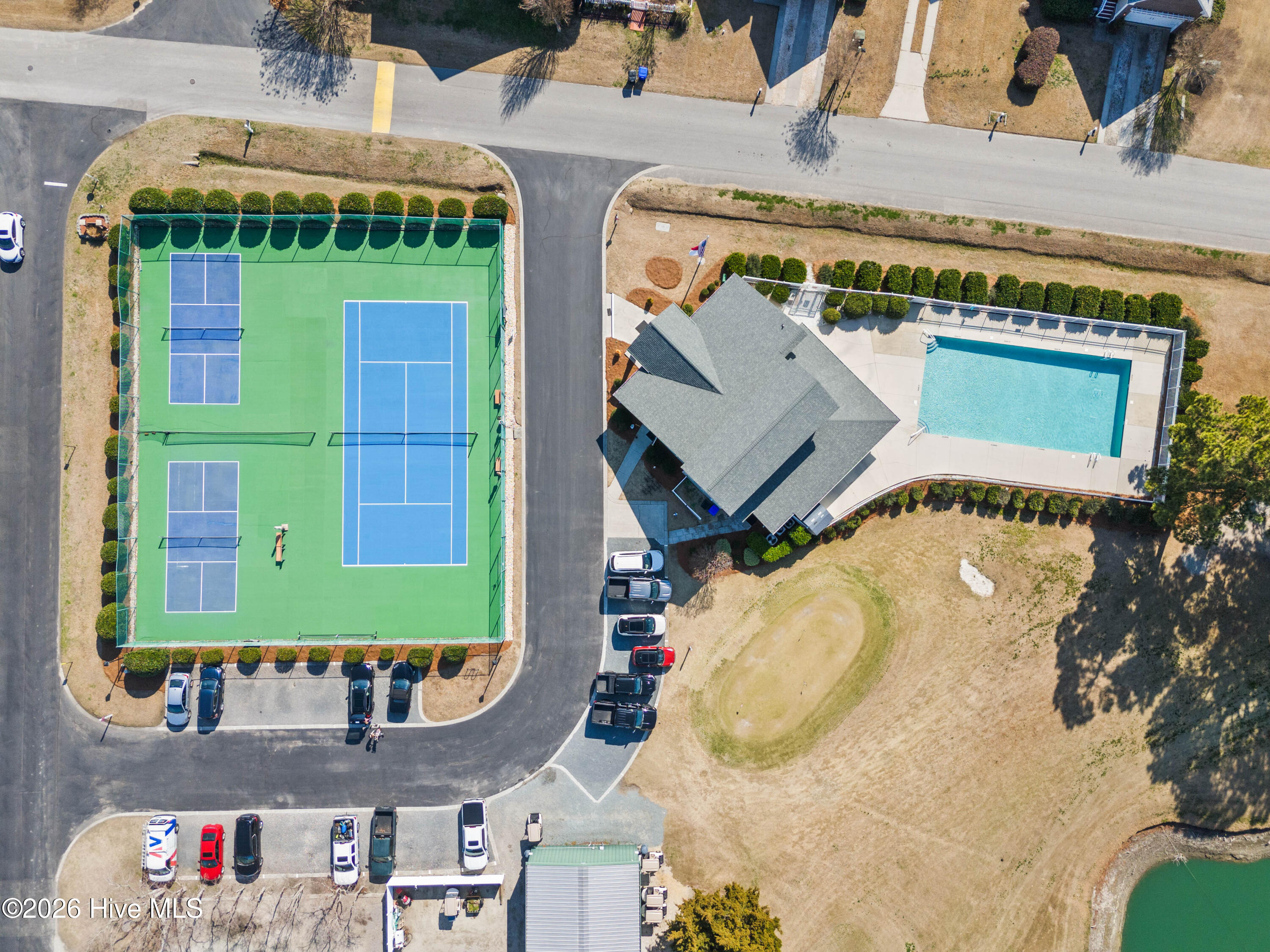 100564275 | Photo 52