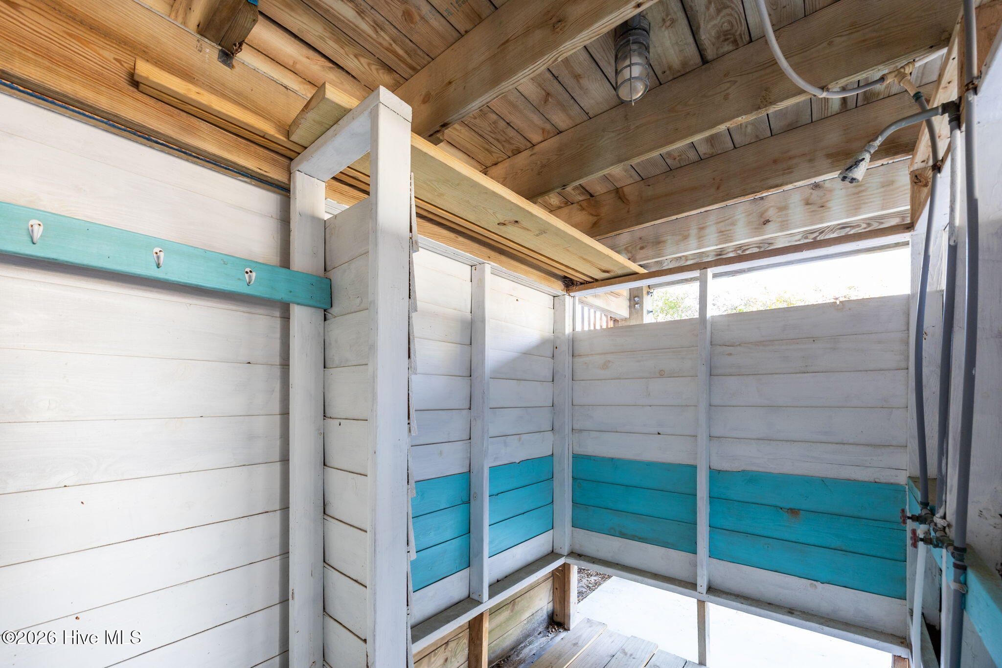 100553918 | Photo 45