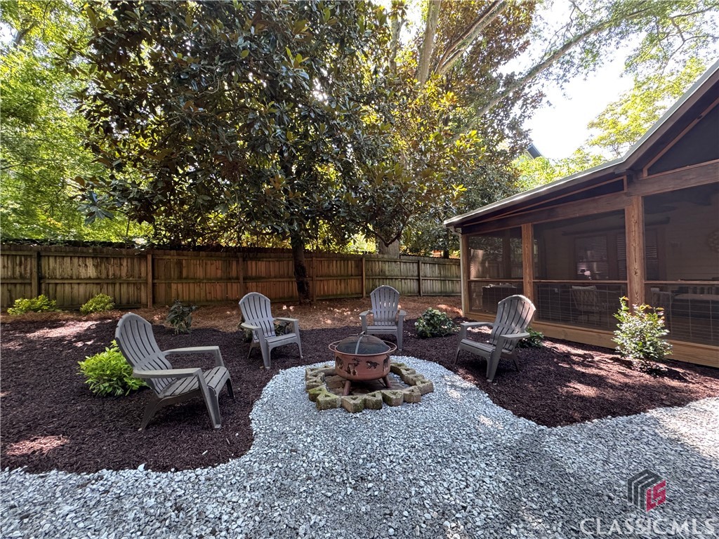 395 Cleveland Avenue