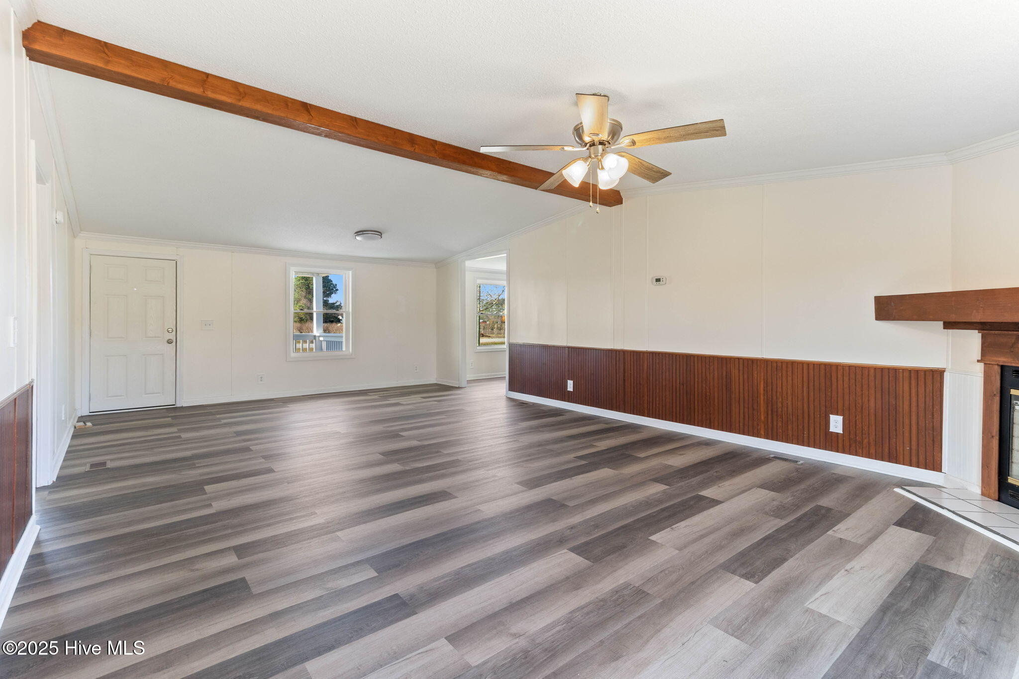 100542581 | Photo 10