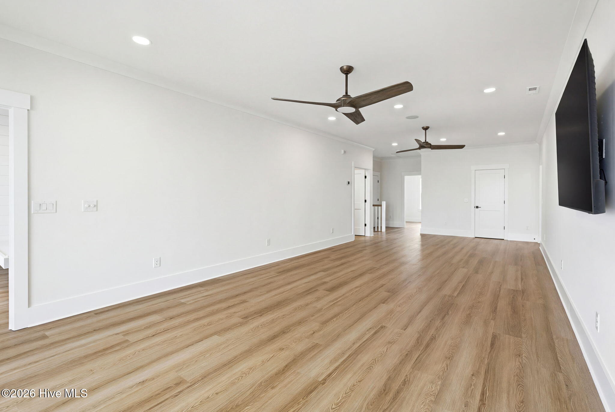 100564947 | Photo 39