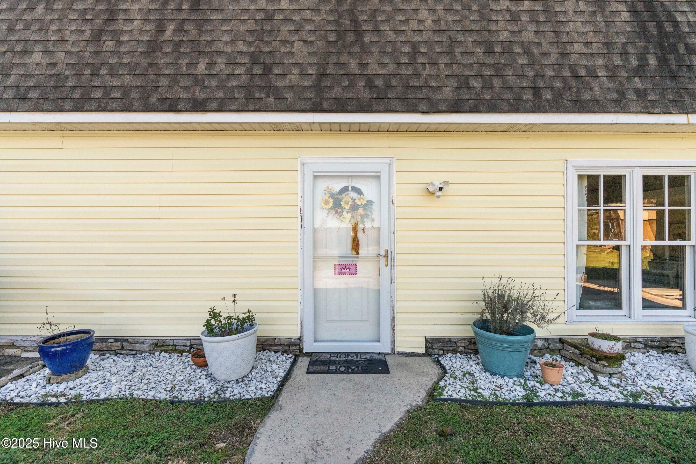 100563902 | Photo 17