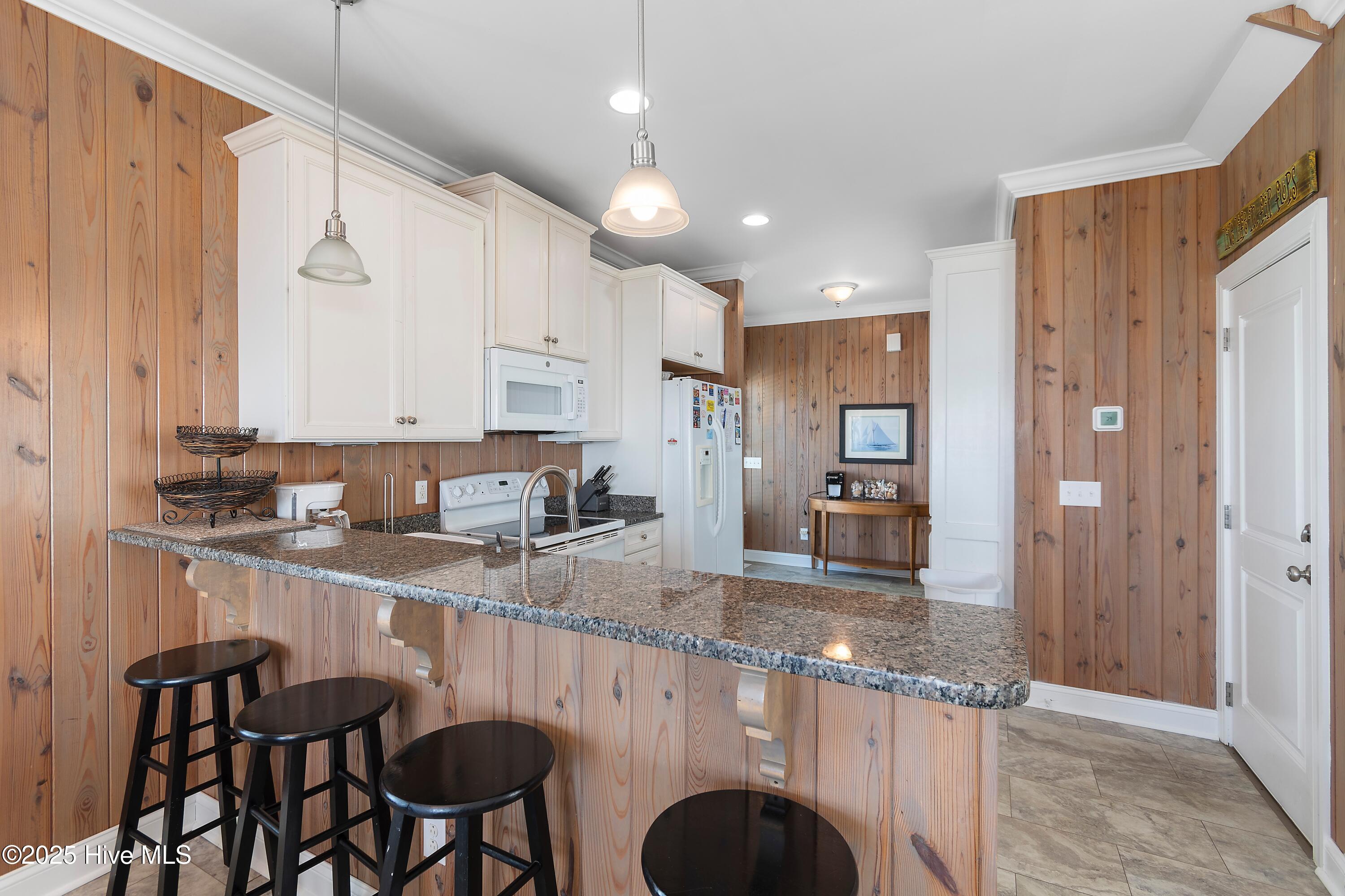 100535231 | Photo 64