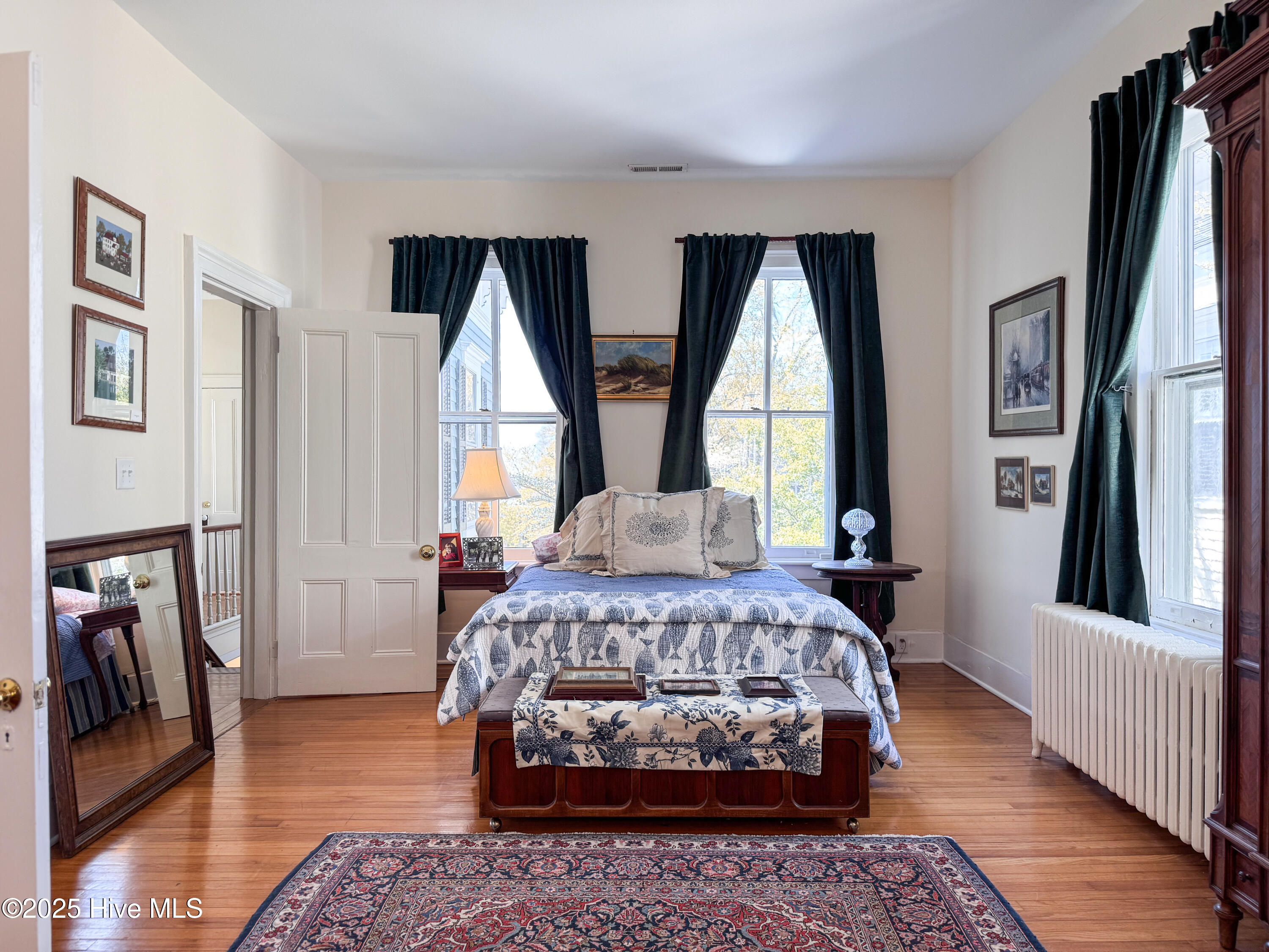 100501936 | Photo 65