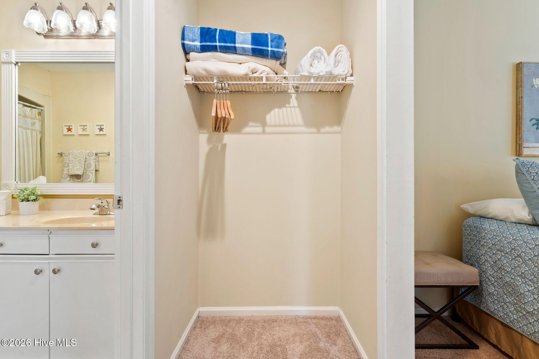 100552721 | Photo 23