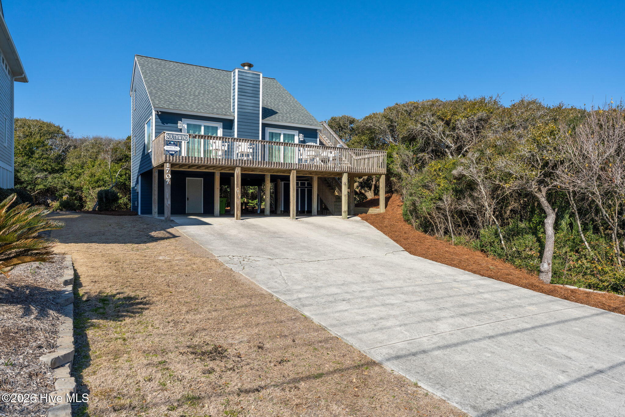 100552725 | Photo 42